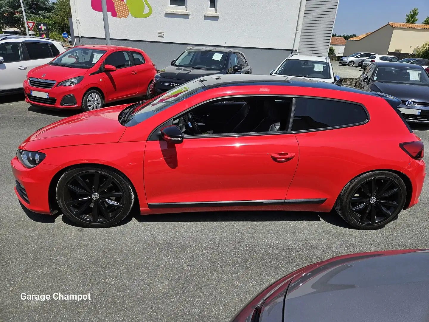 Volkswagen Scirocco 2.0 TSI 180CH BLUEMOTION TECHNOLOGY BLACK SESSION  Rouge - 2