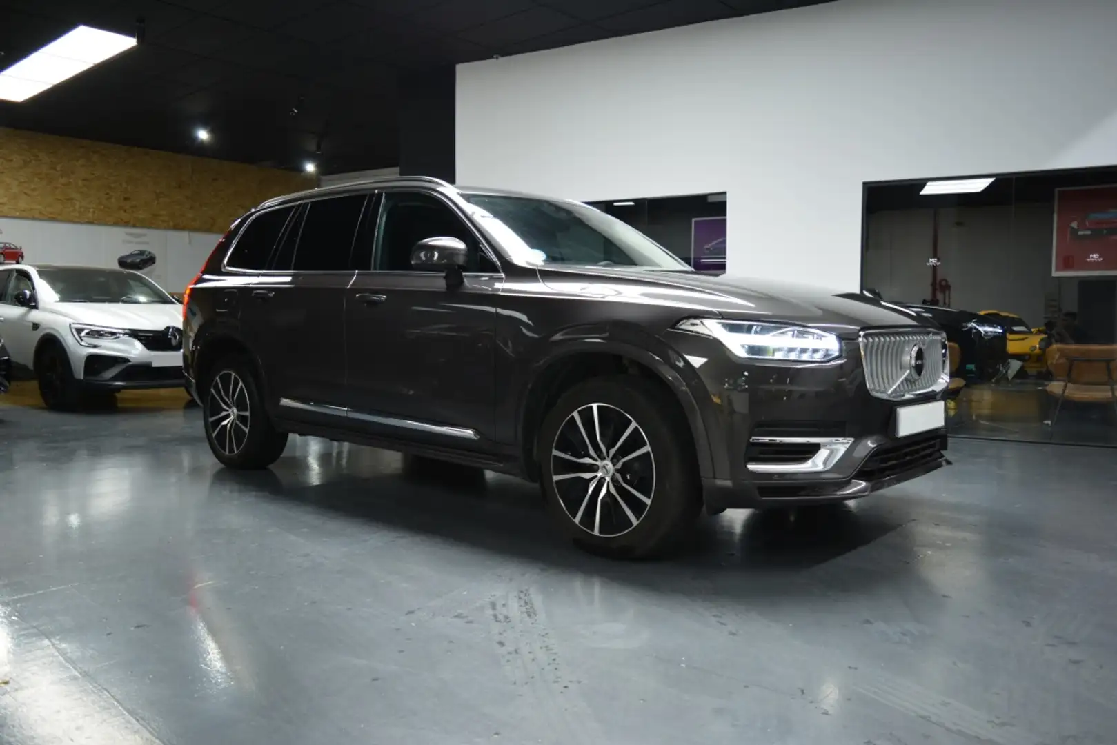 Volvo XC90 T8 Core AWD Aut. Plateado - 2
