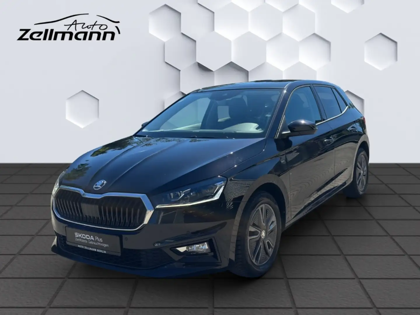 Skoda Fabia Selection 1.0 TSI 85kW LED PanoDach GJR PDC ACC Rü Nero - 1