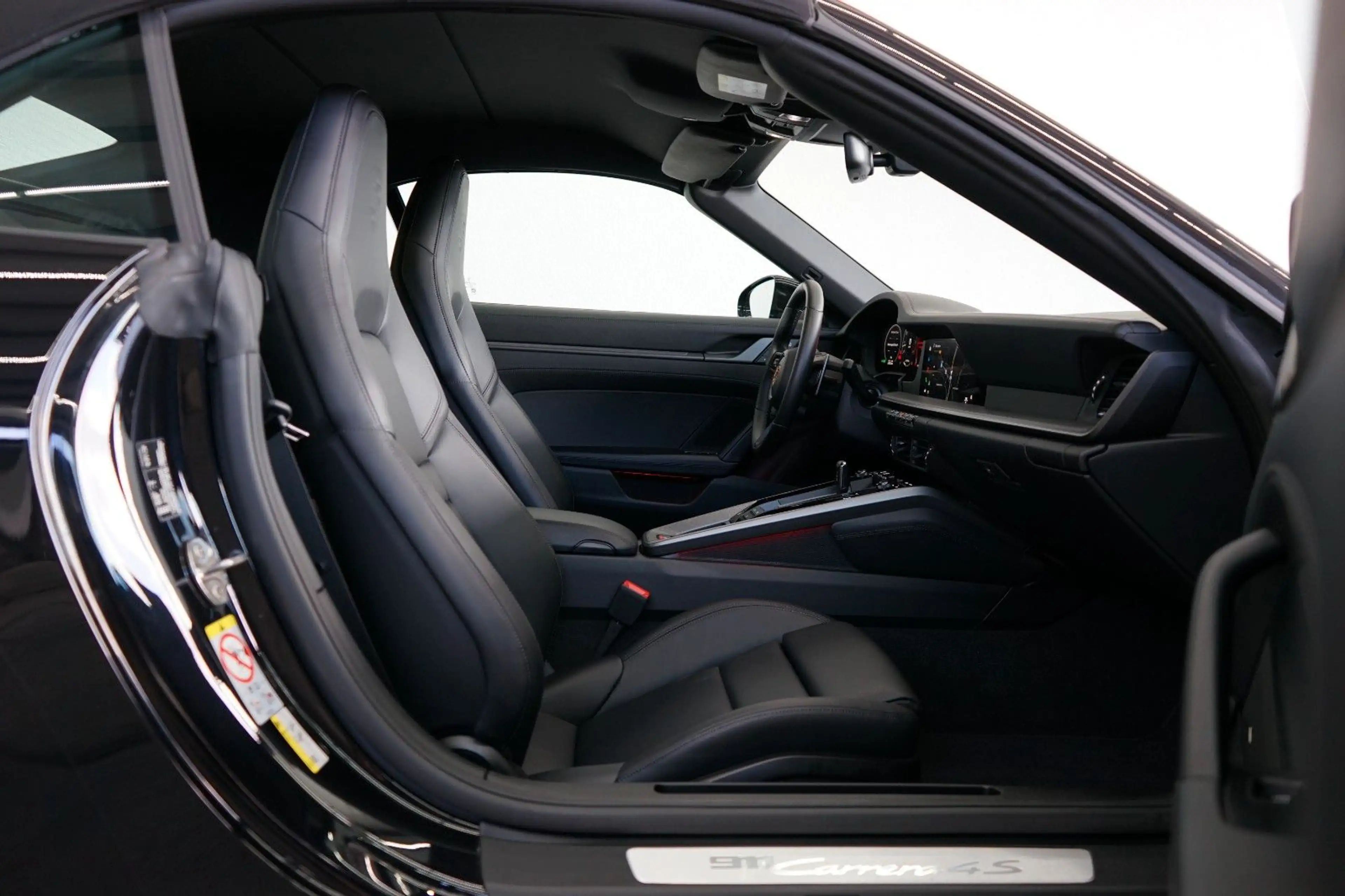 Porsche 992 .2 911 Carrera 4S Cabriolet/SpAbgas/Bose/21z — photo 6
