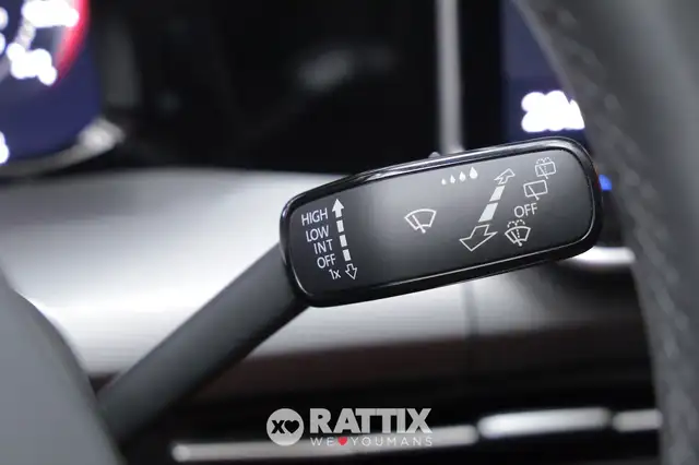 Volkswagen Golf view 14