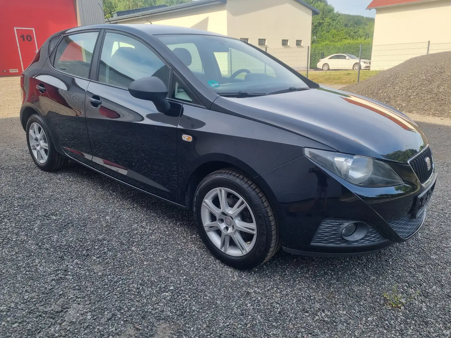 SEAT Ibiza Reference  TÜV bis 07.2026 Noir - 1