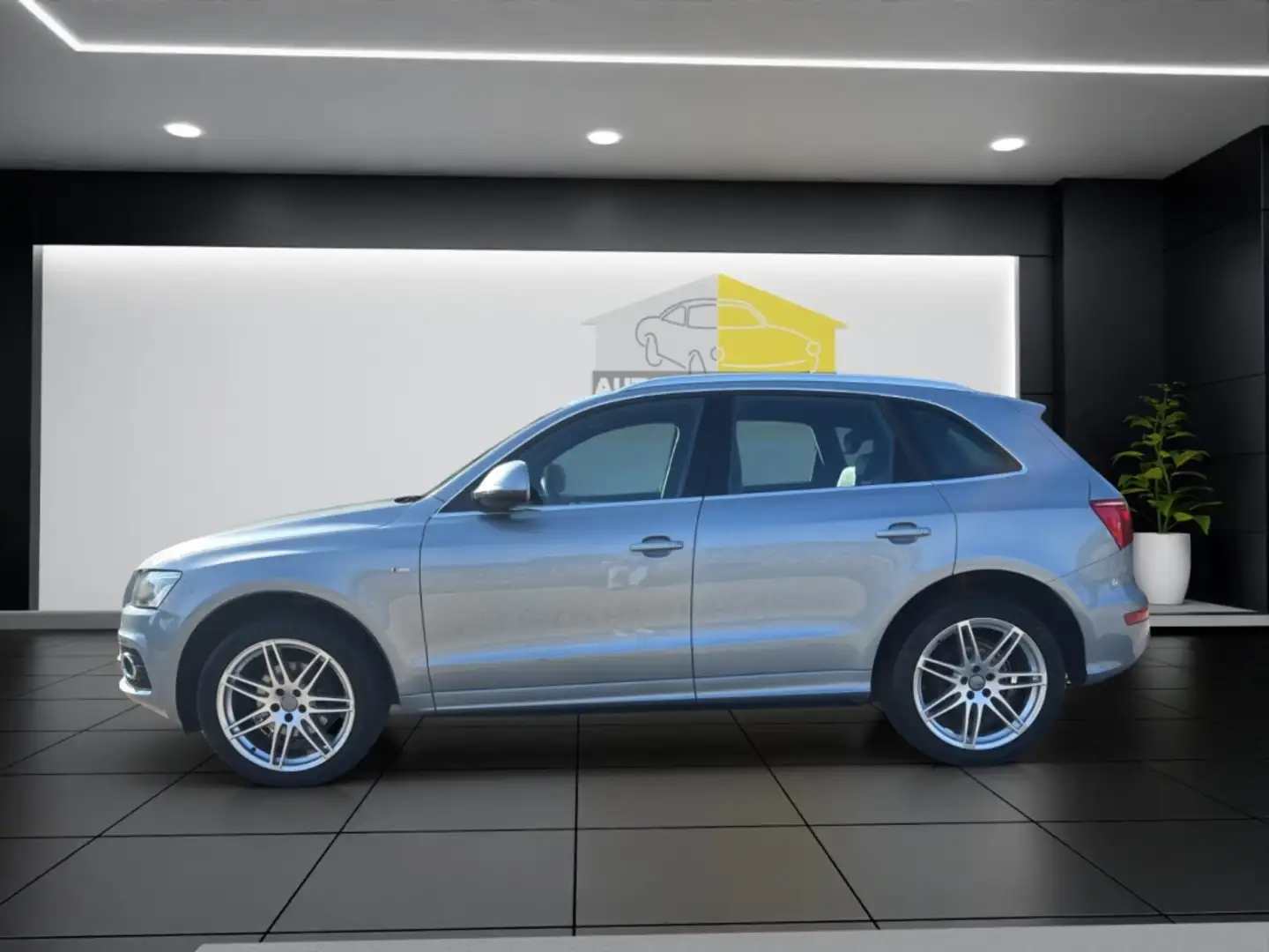 Audi Q5 2.0 TDI quattro DPF Sportpaket Navi Leder Soundsys Azul - 2