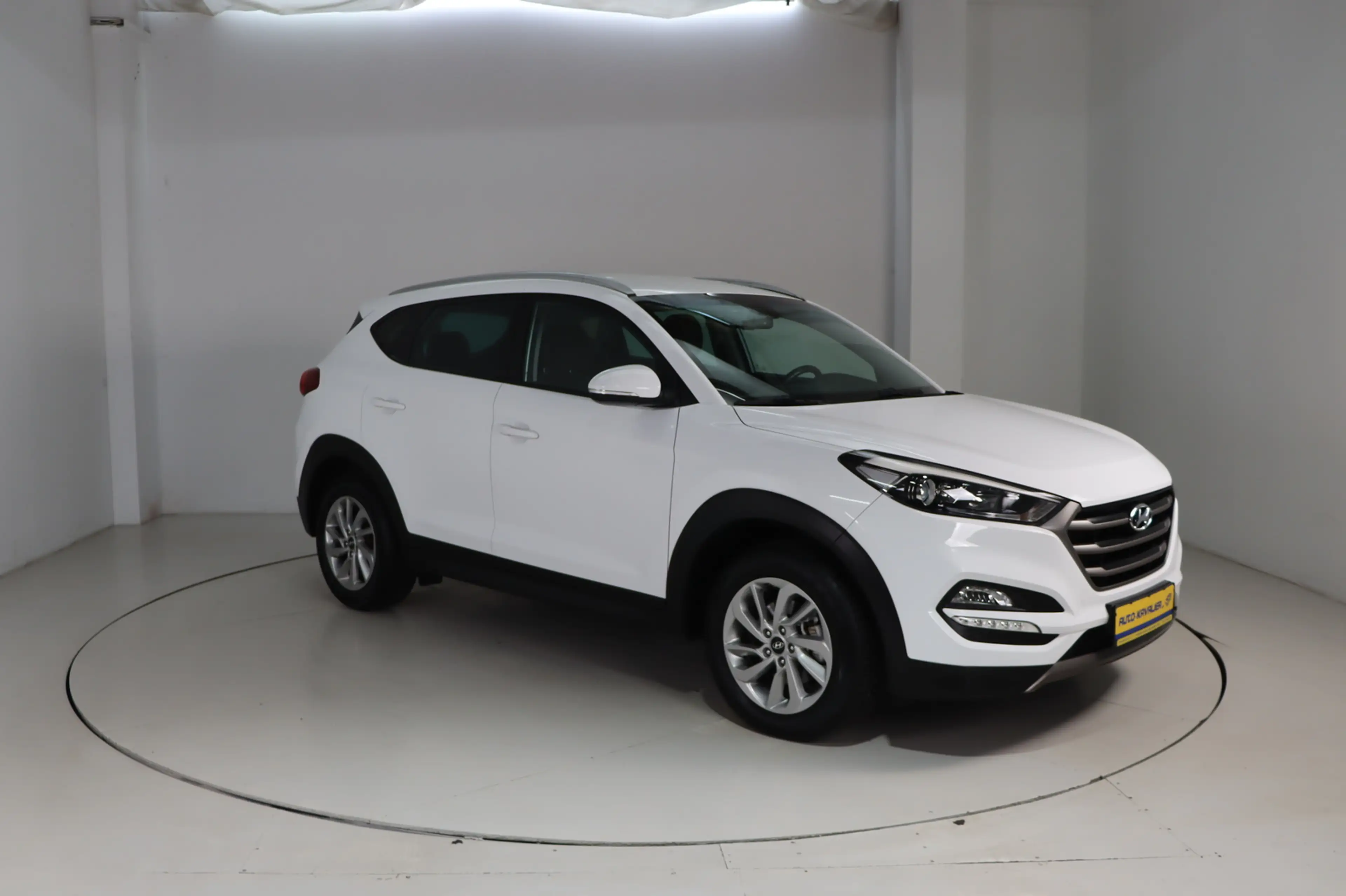 Hyundai TUCSON Tucson * Lenkradheizung* Navi * PDC Trend blue 2WD — photo 3