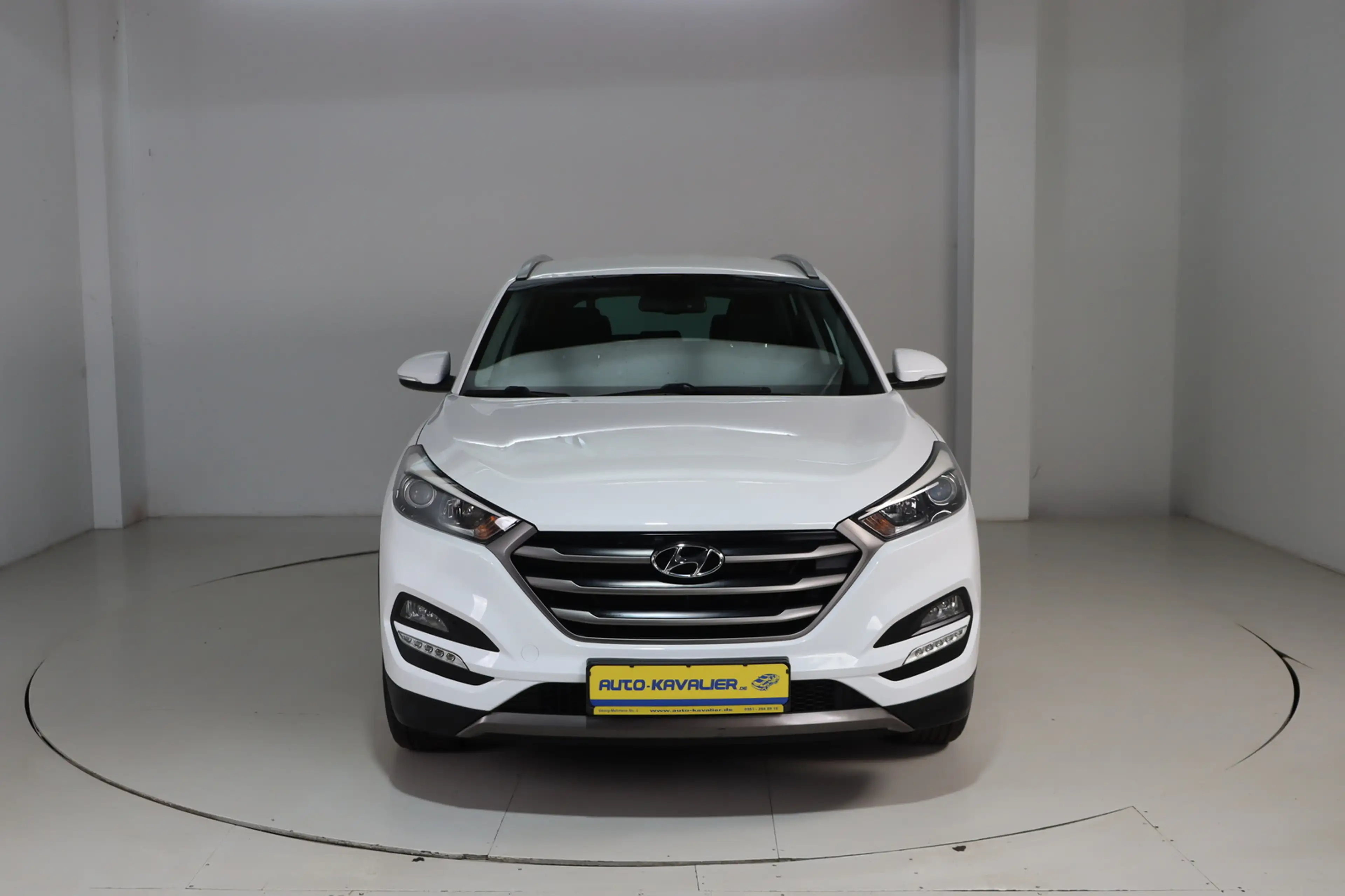 Hyundai TUCSON Tucson * Lenkradheizung* Navi * PDC Trend blue 2WD — photo 2