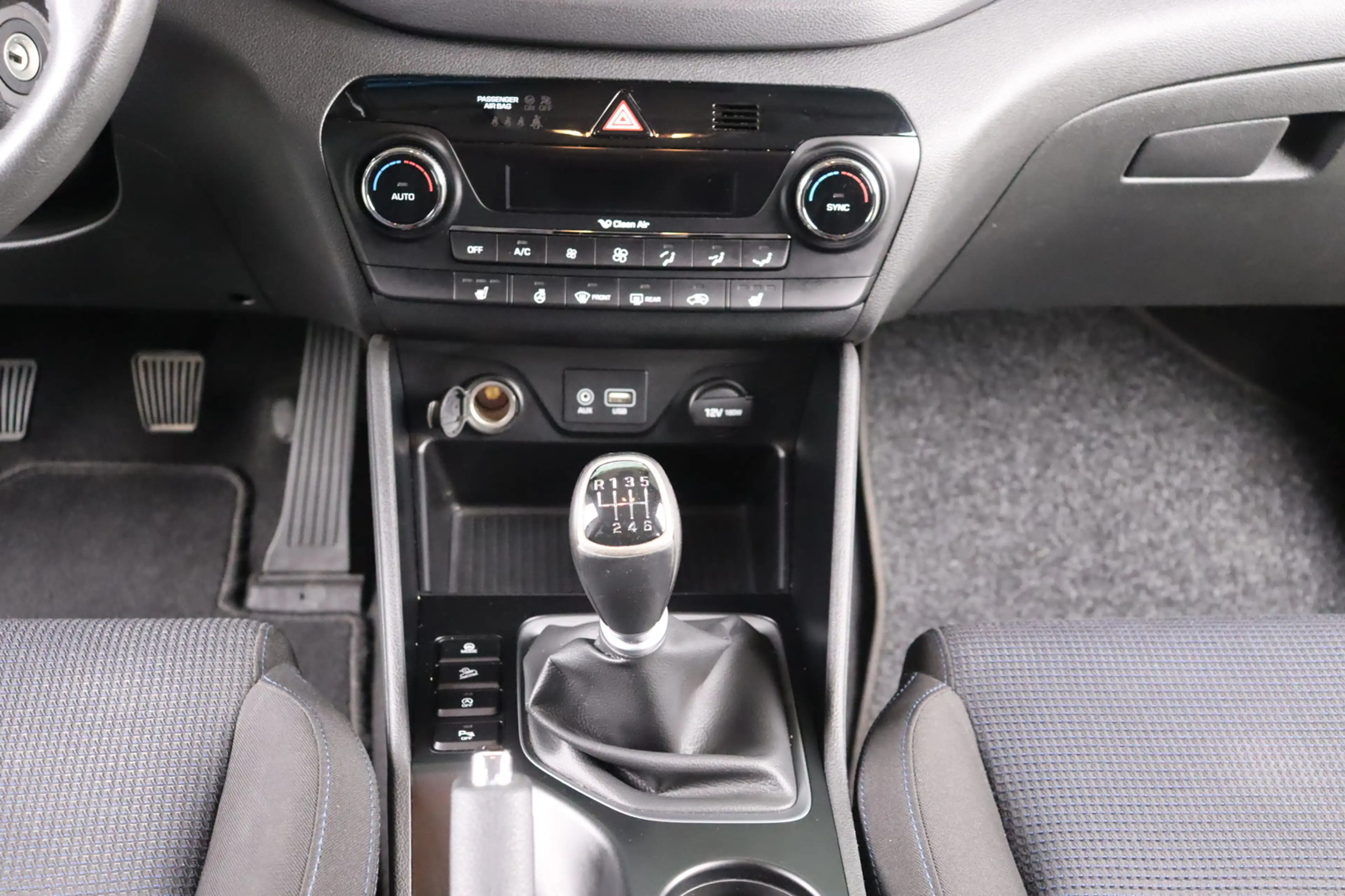 Hyundai TUCSON Tucson * Lenkradheizung* Navi * PDC Trend blue 2WD — photo 15