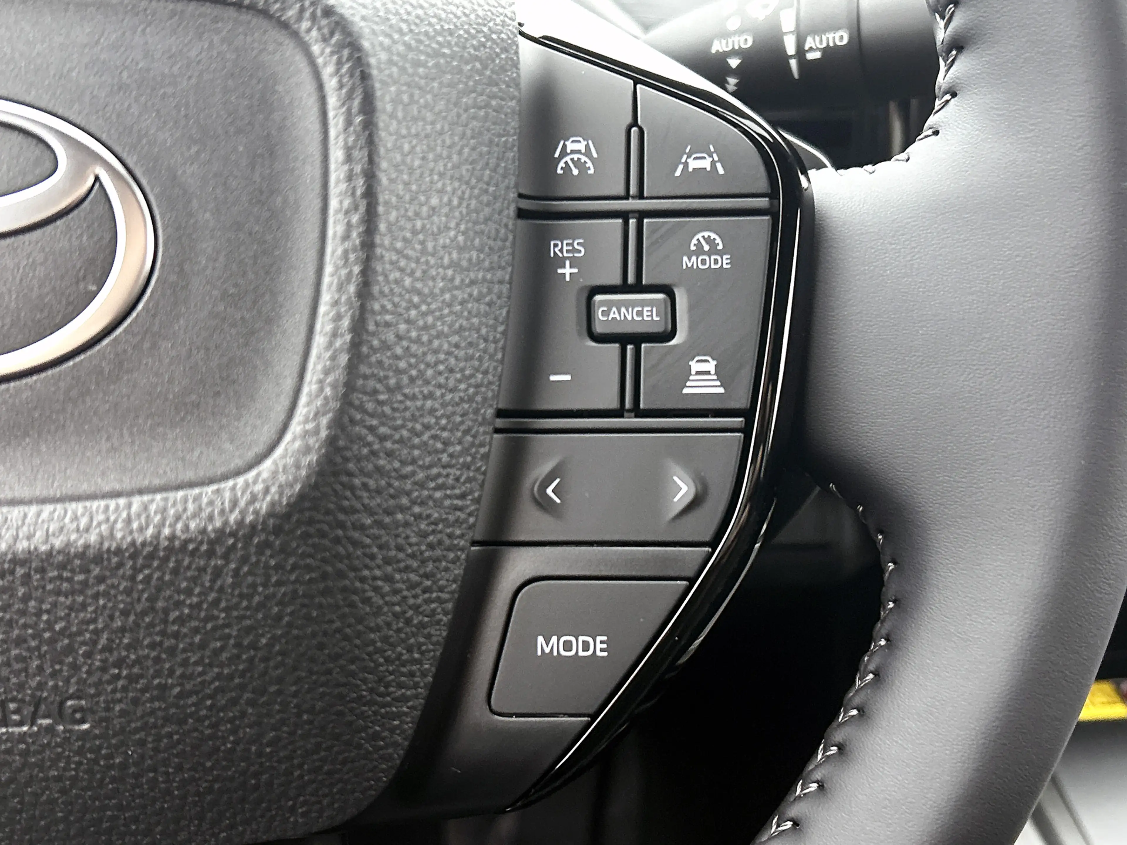 Toyota C-HR+ First Edition 77 kWh — photo 14