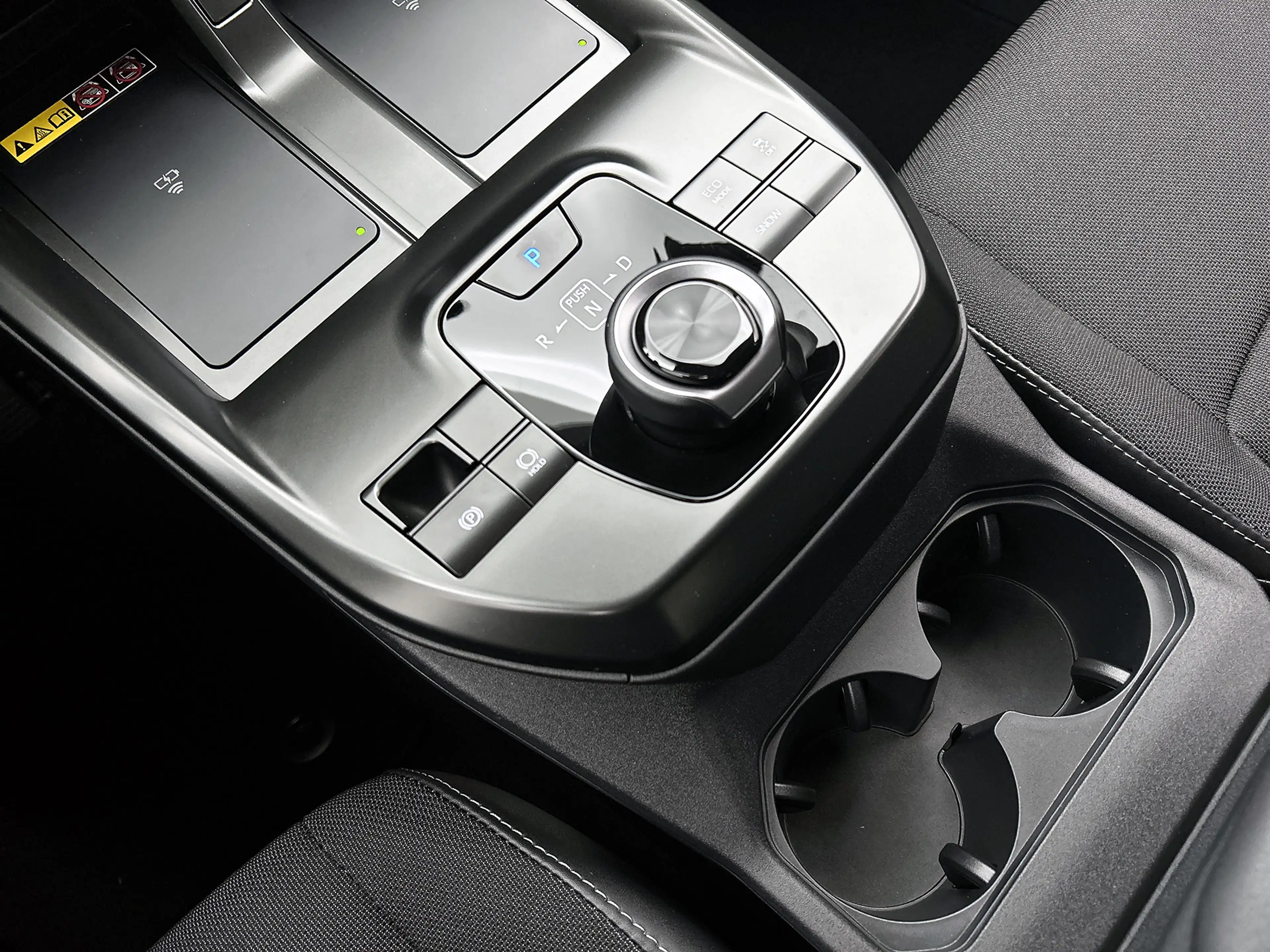 Toyota C-HR+ First Edition 77 kWh — photo 10