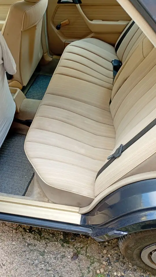 Mercedes-Benz 250 Berlina, foto 5