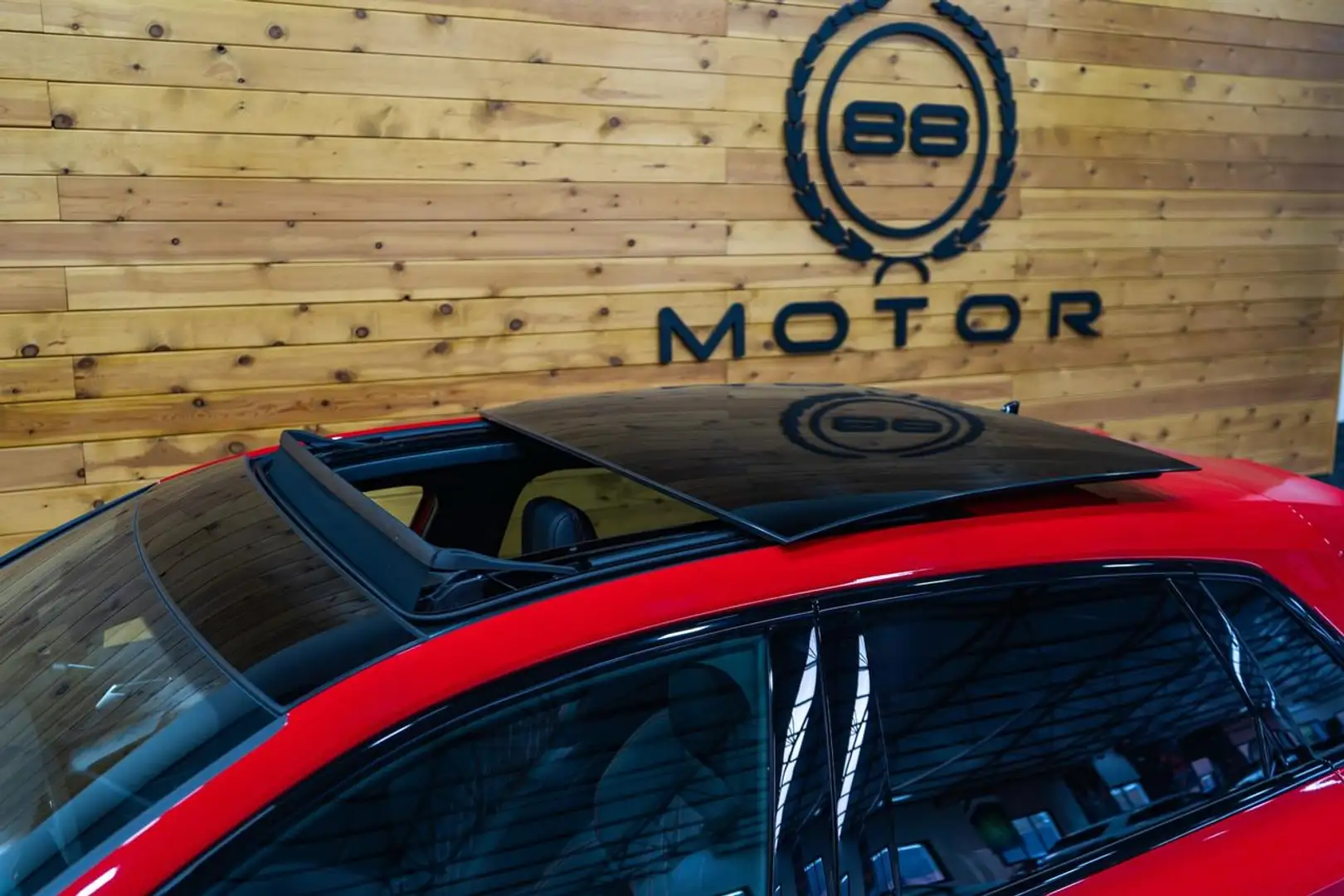 Audi S3 Sportback 2.0 TFSI S tronic quattro 228kW Rood - 2