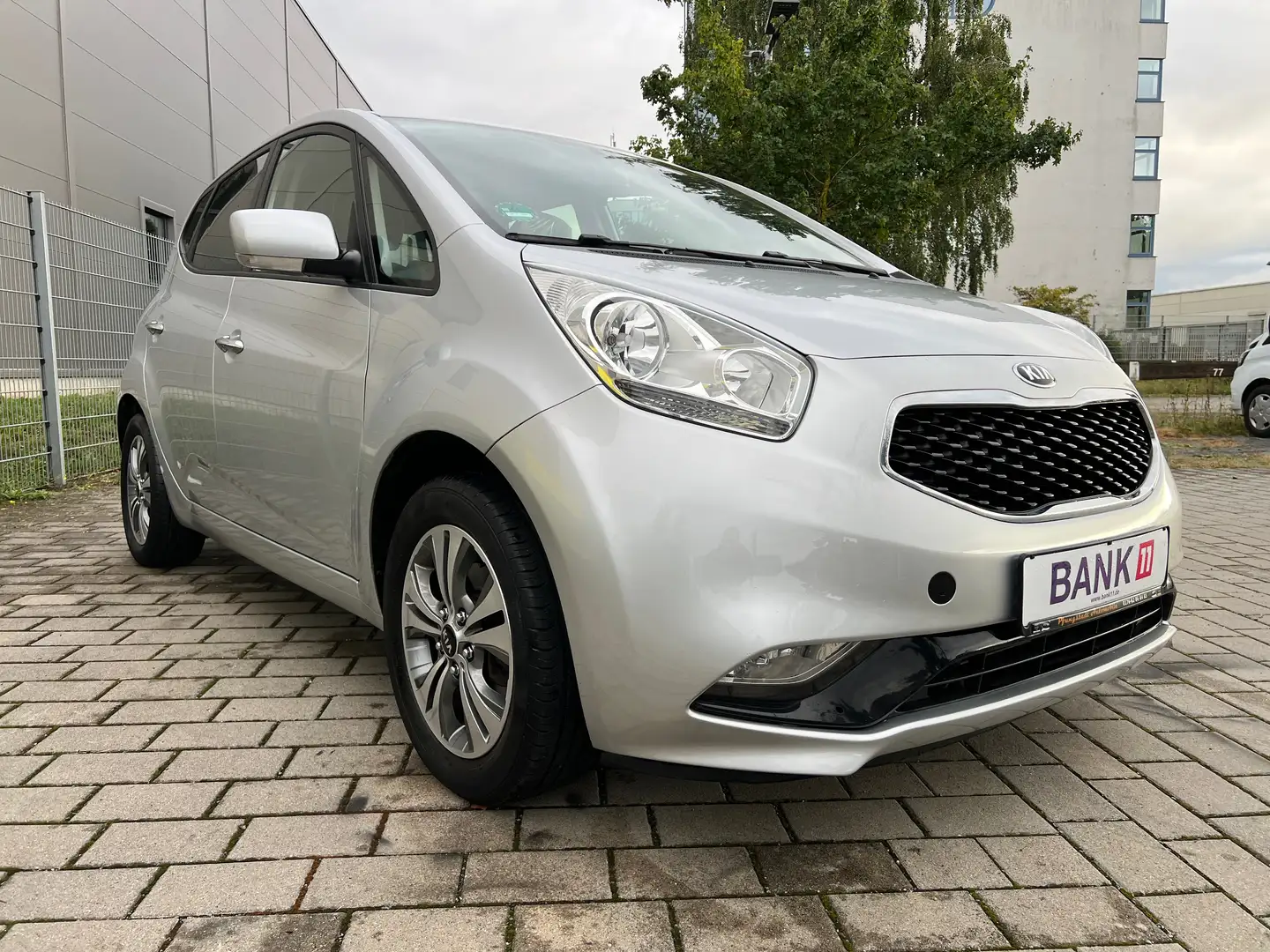 Kia Venga Dream Team/2Hand/TÜV Neu/Automatik8xbereift-S+W Gris - 2