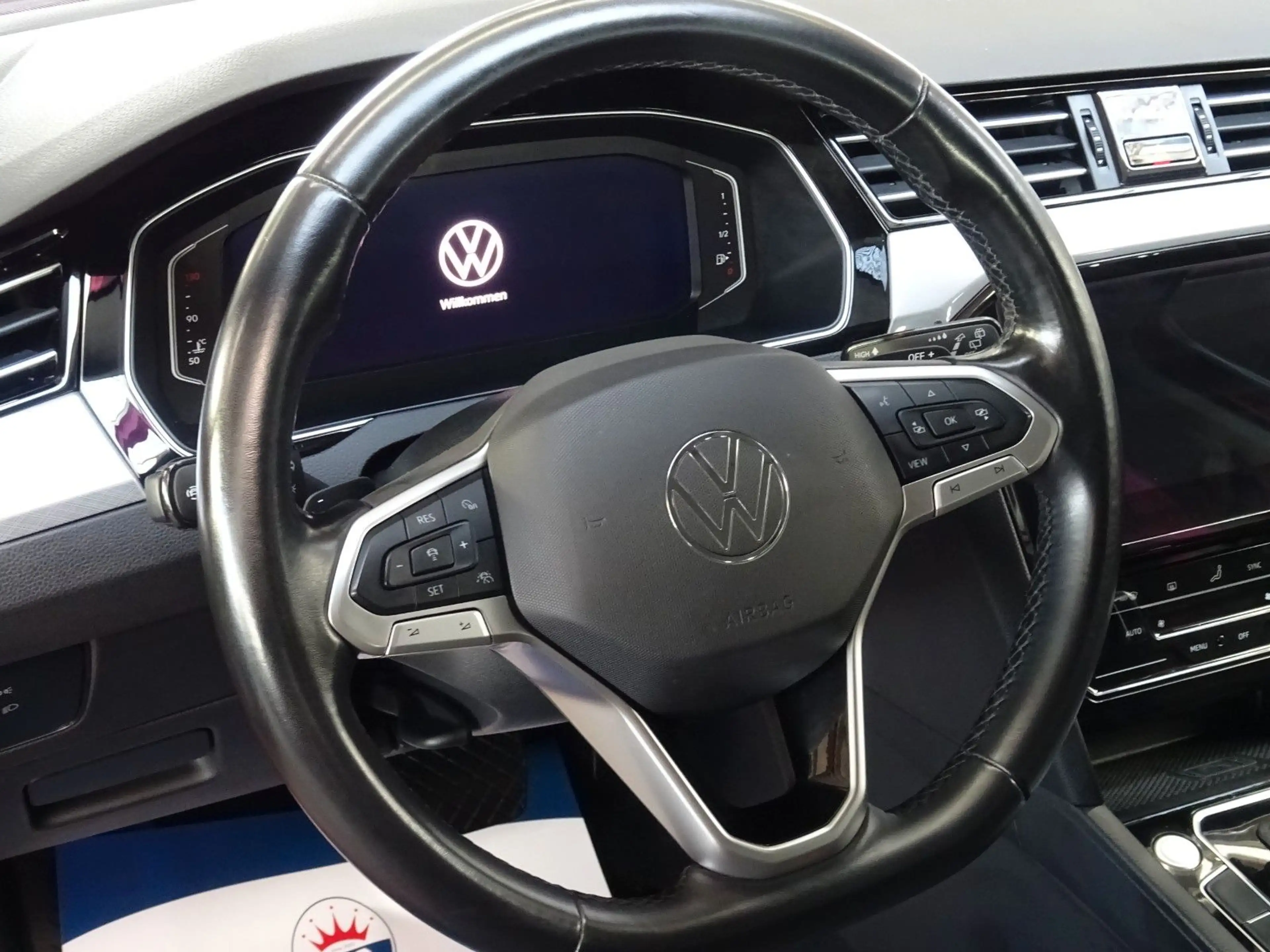 Volkswagen Passat Variant PASSAT 2.0 TDI CL.*DIGITAL*AHK*ACC*CAM*MASSAGE* — photo 13