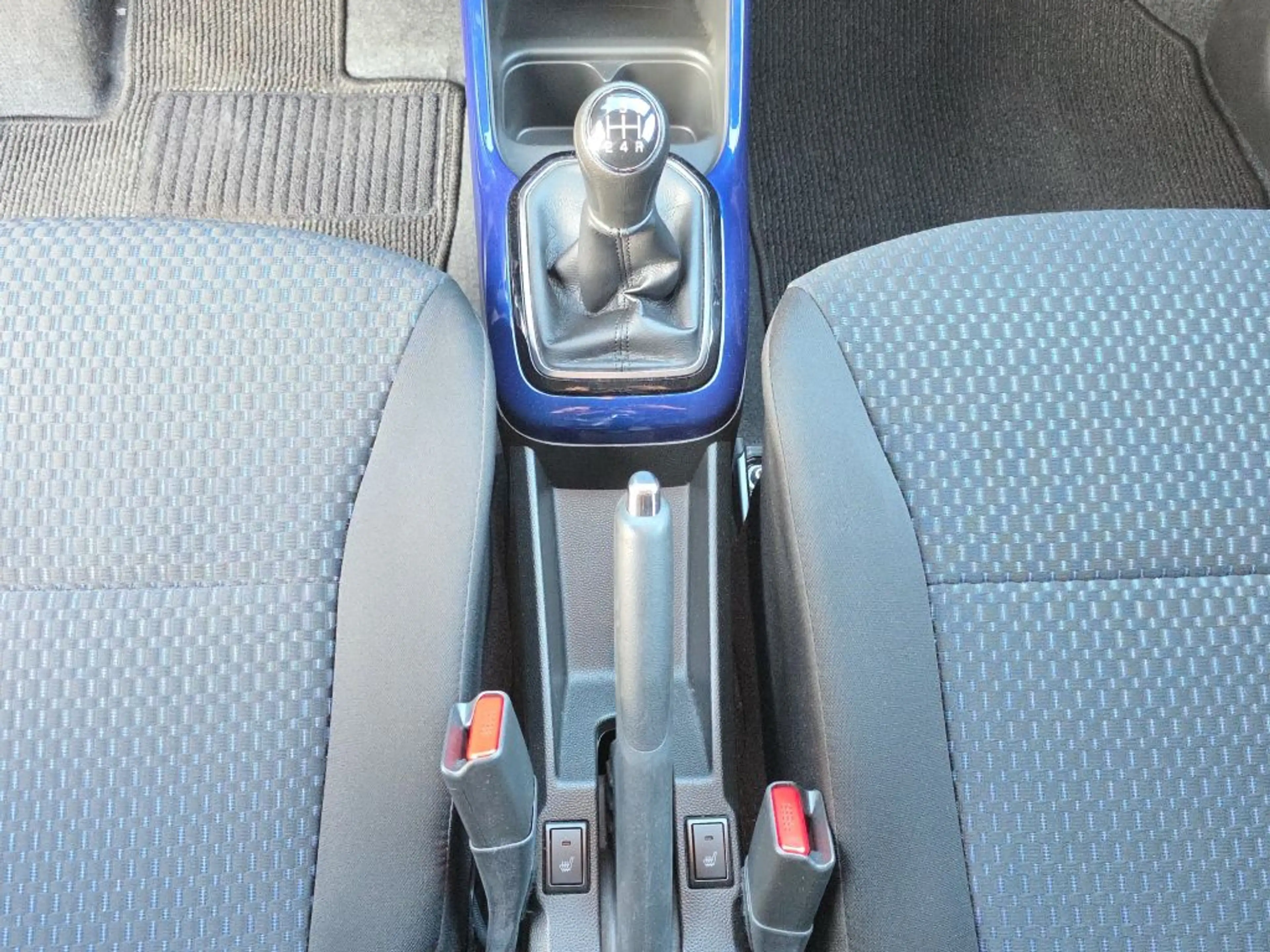 Suzuki Ignis 1.2 Dualjet Hybrid Comfort — photo 17