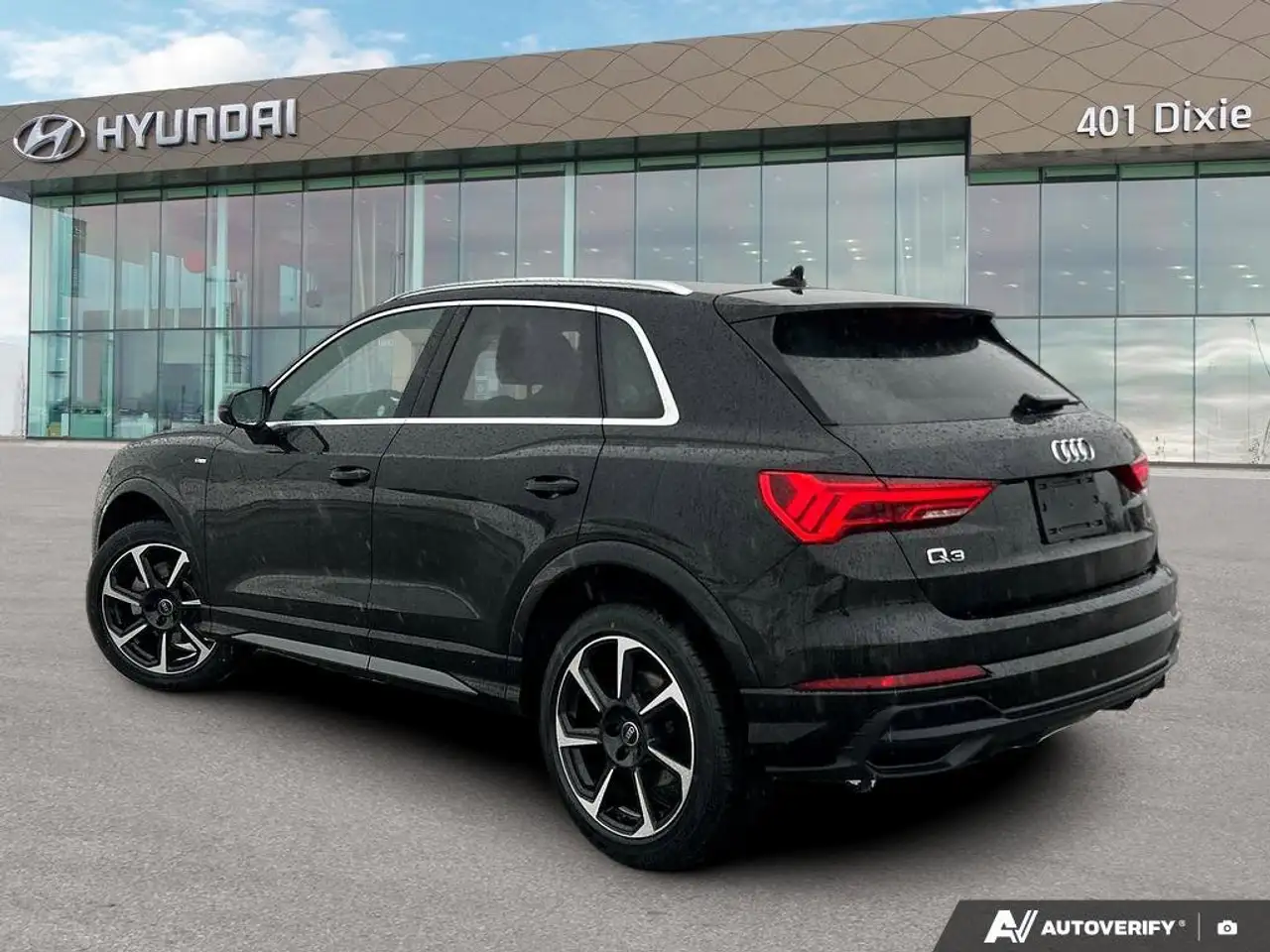 Audi Q3 снимка Audi Q3