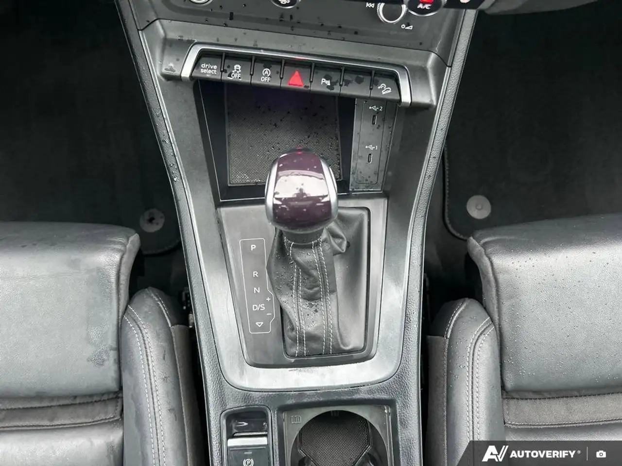 Audi Q3 снимка Audi Q3