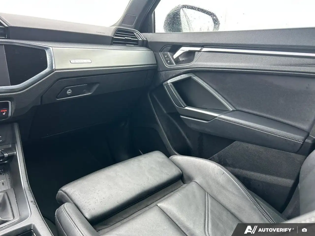 Audi Q3 снимка Audi Q3