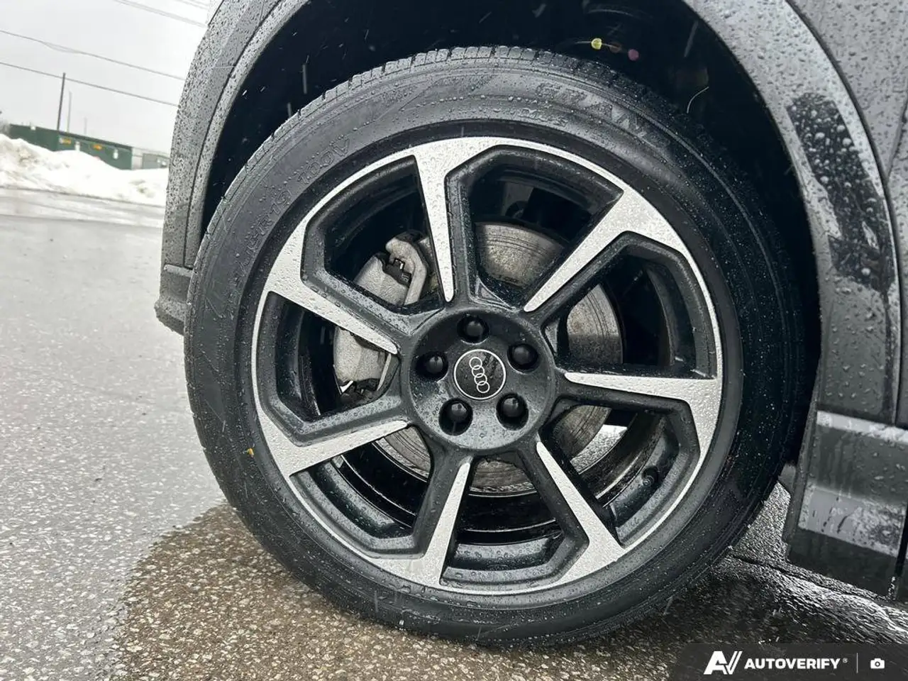 Audi Q3 снимка Audi Q3
