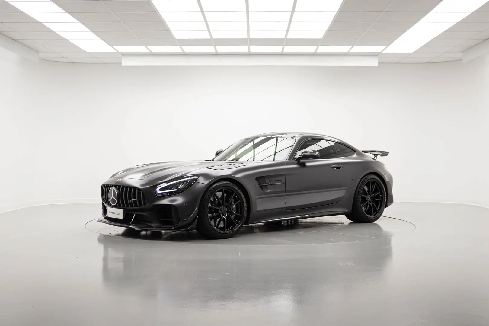 Mercedes-Benz AMG GT R PRO Gri - 1