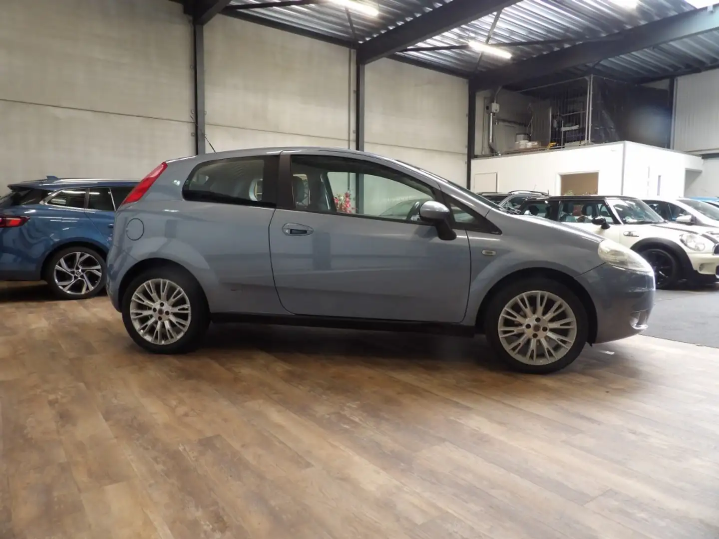 Fiat Punto 1.4 3 drs sport - airco - nette staat Blauw - 2