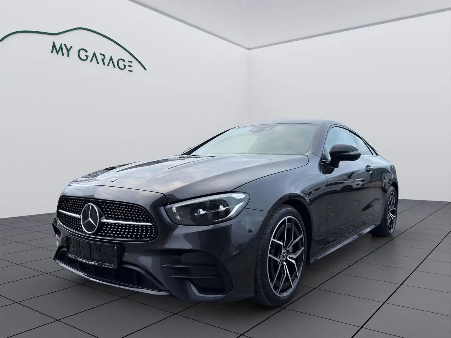 Mercedes-Benz E 200 Coupe NIGHT-PAKET+AMG-LINE+CAM+ Gris - 1