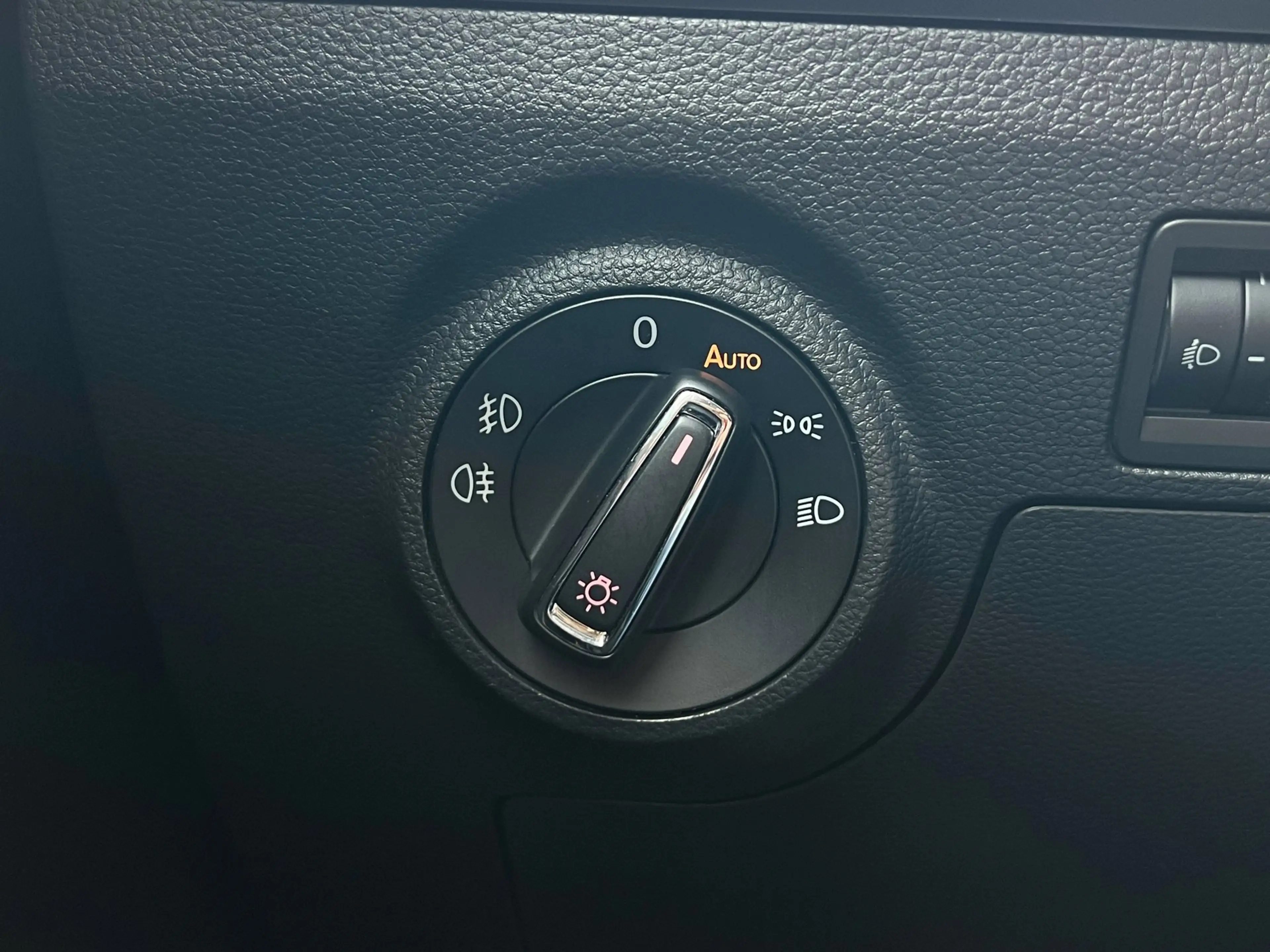 SEAT Ibiza 1.0TSI|PDC|Bluetooth|Climate|Isofix|APK 2027 — photo 18
