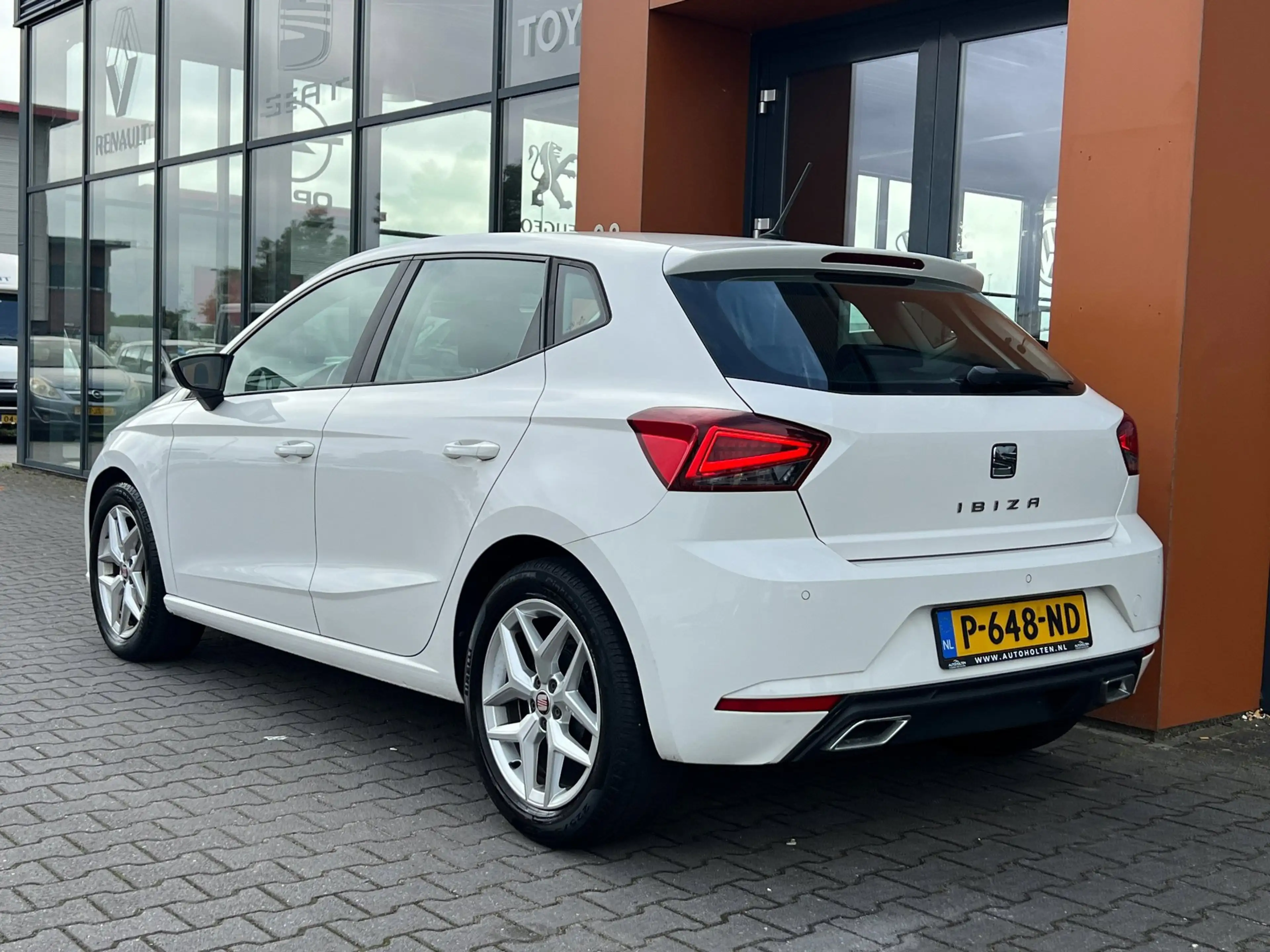 SEAT Ibiza 1.0TSI|PDC|Bluetooth|Climate|Isofix|APK 2027 — photo 3