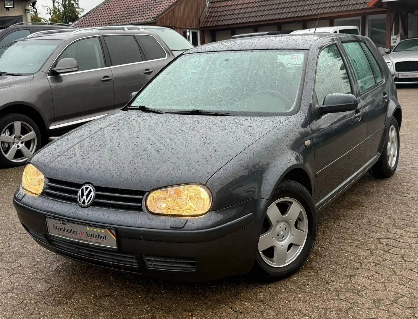 Volkswagen Golf Golf IV 1.6 Highline Grau - 1