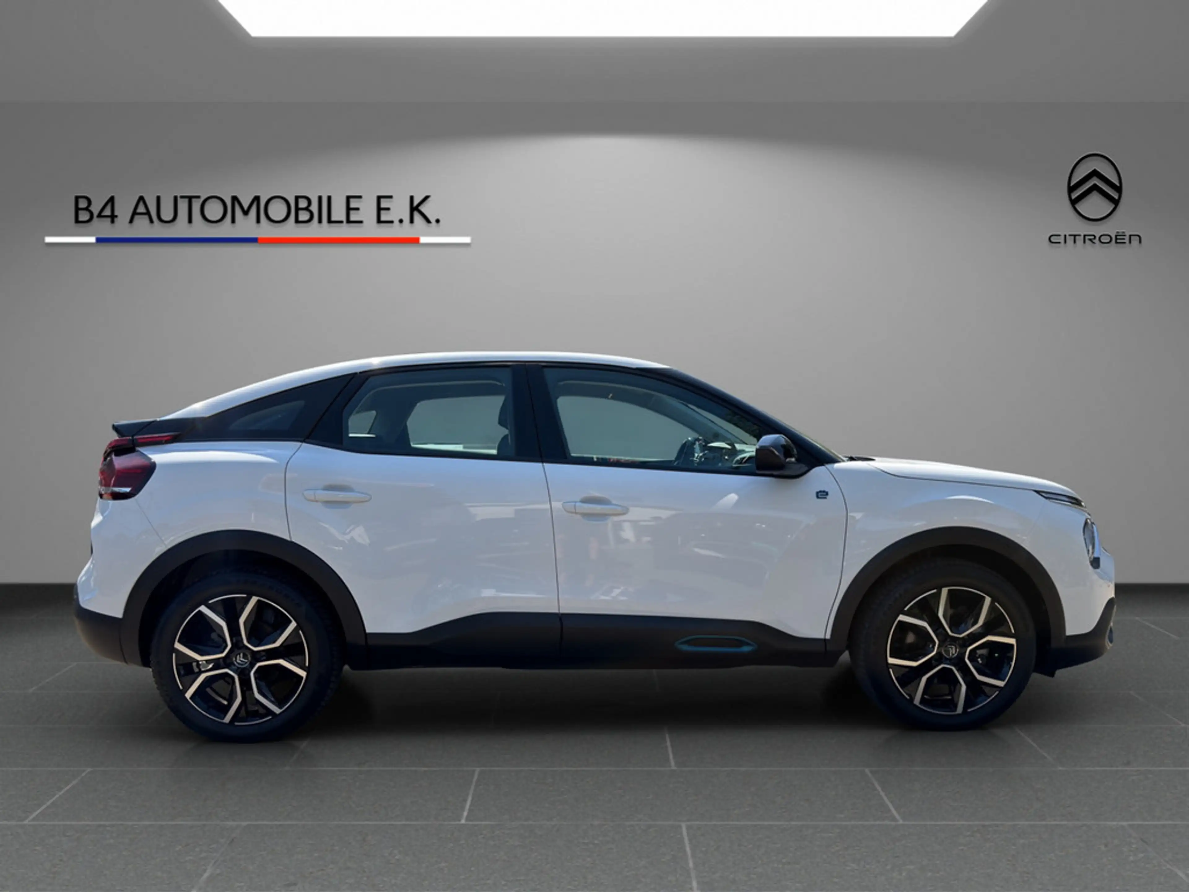 Citroen E-C4 Electric — photo 4