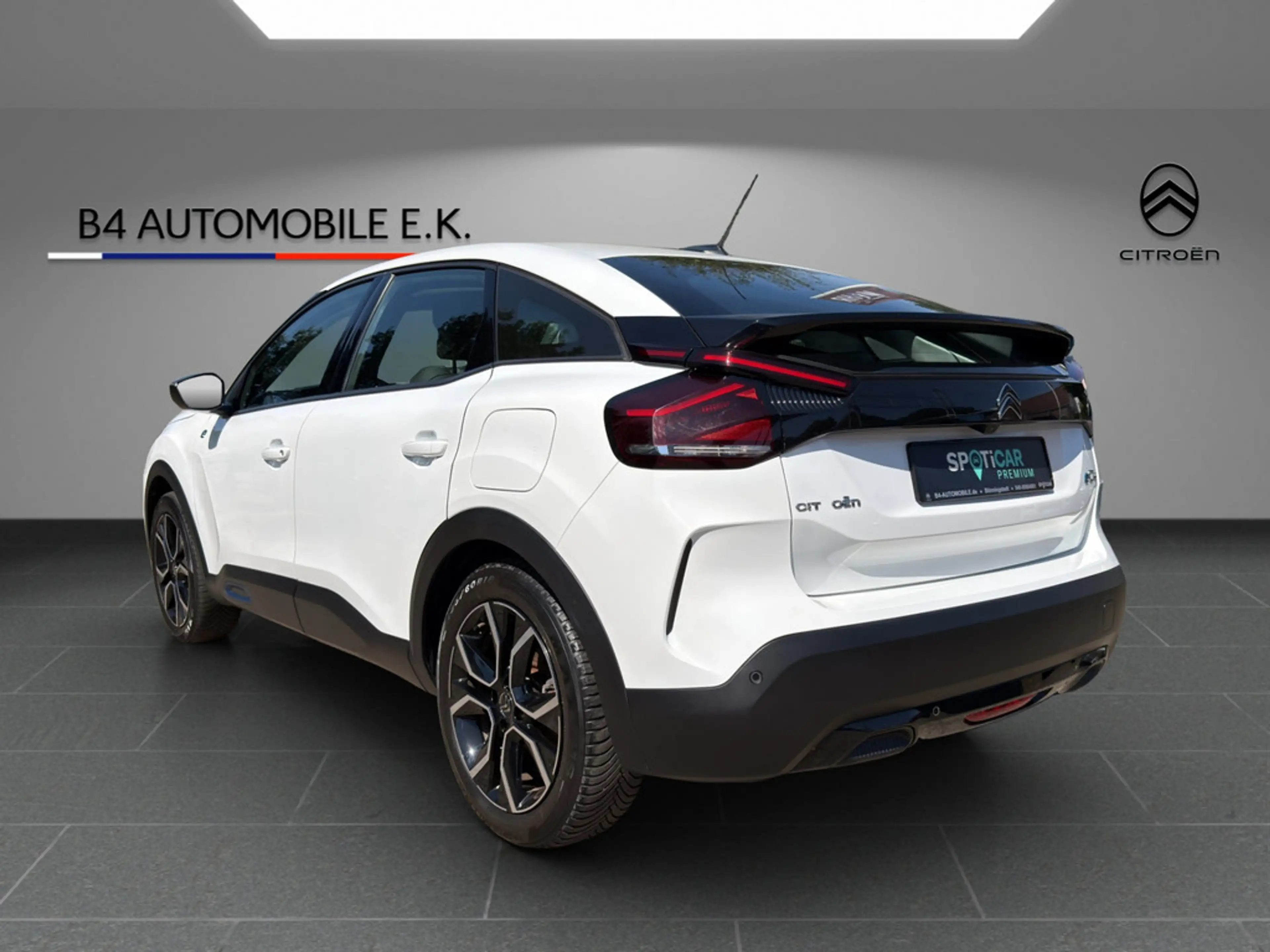 Citroen E-C4 Electric — photo 7