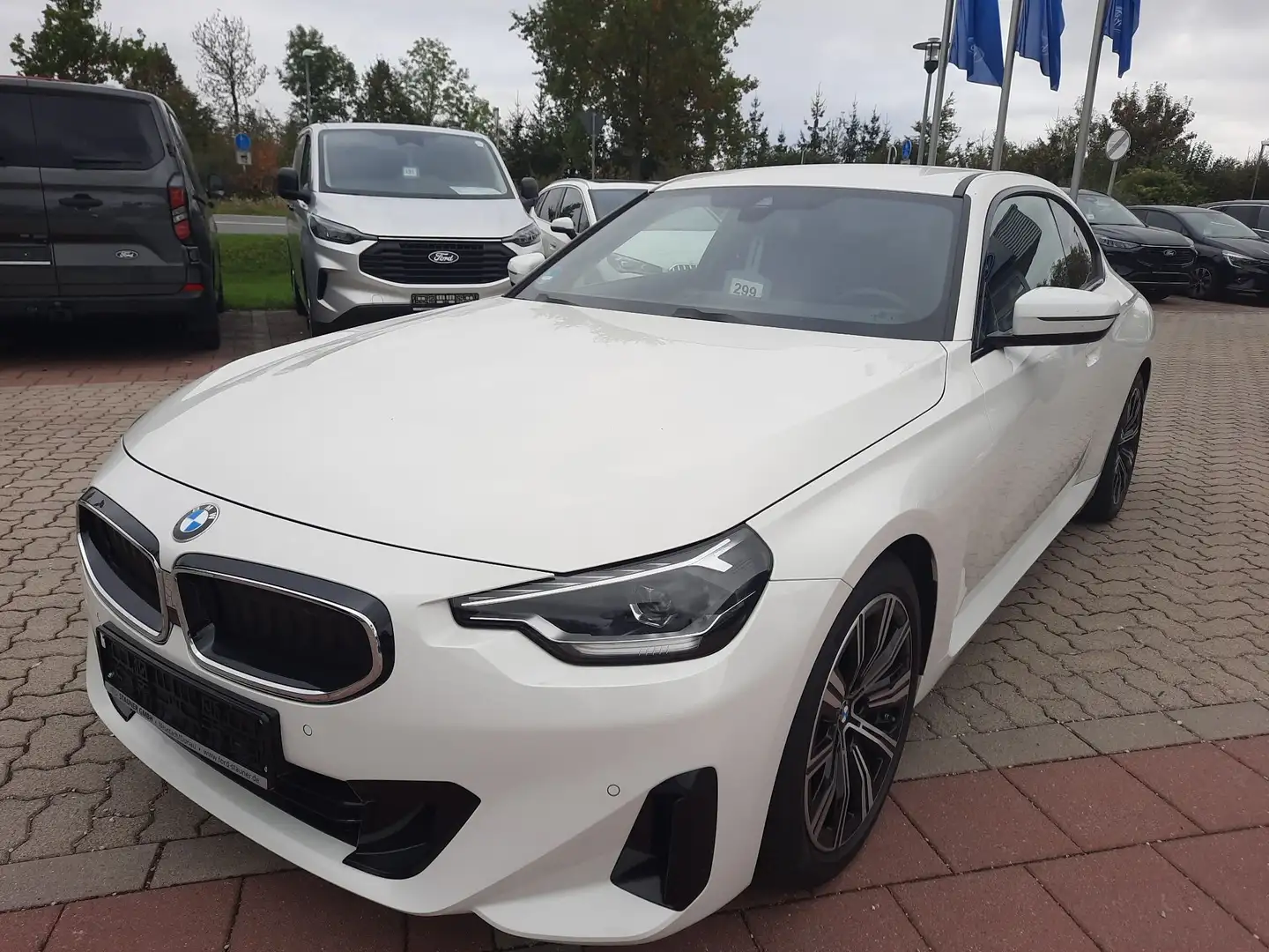 BMW 218 i Coupe Navi Klimaautomatik DAB Blanc - 2