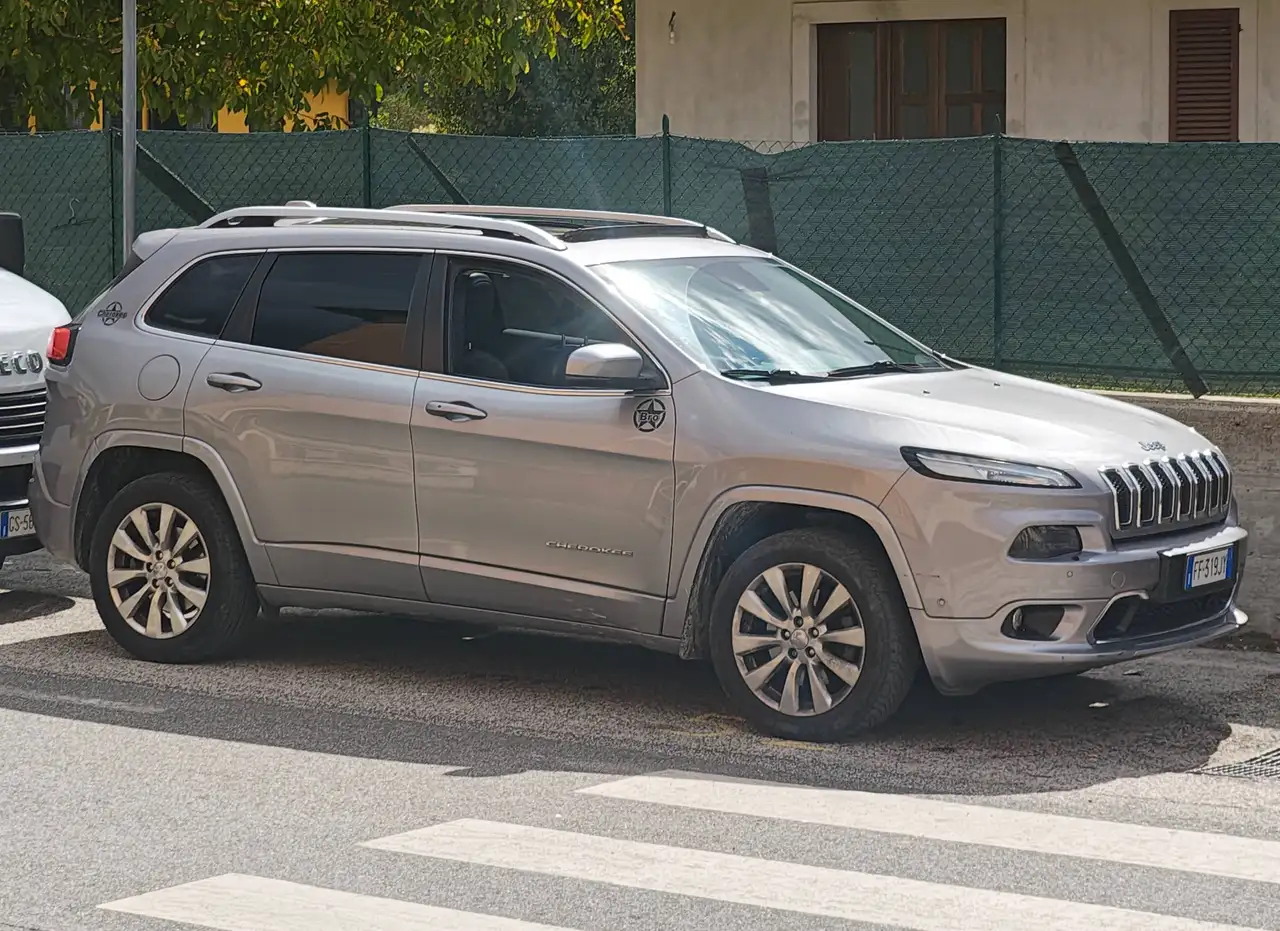 Jeep Cherokee