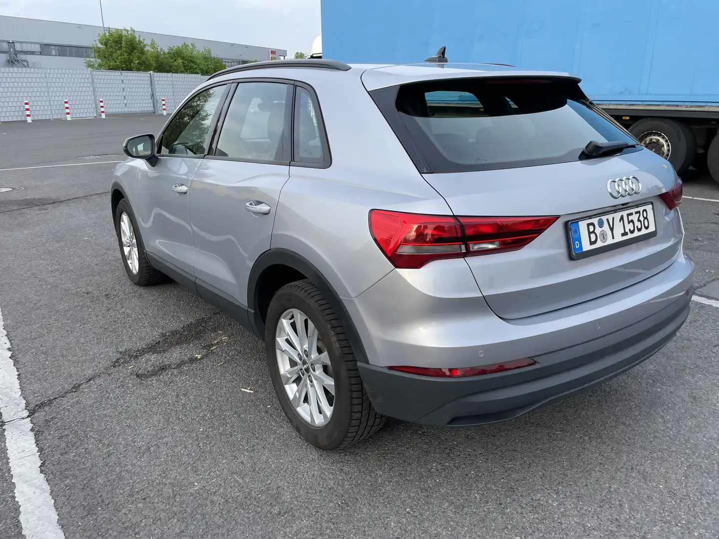Audi Q3 PANO SCHIEBEDACH*360° KAMERA*ACC* Grau - 2