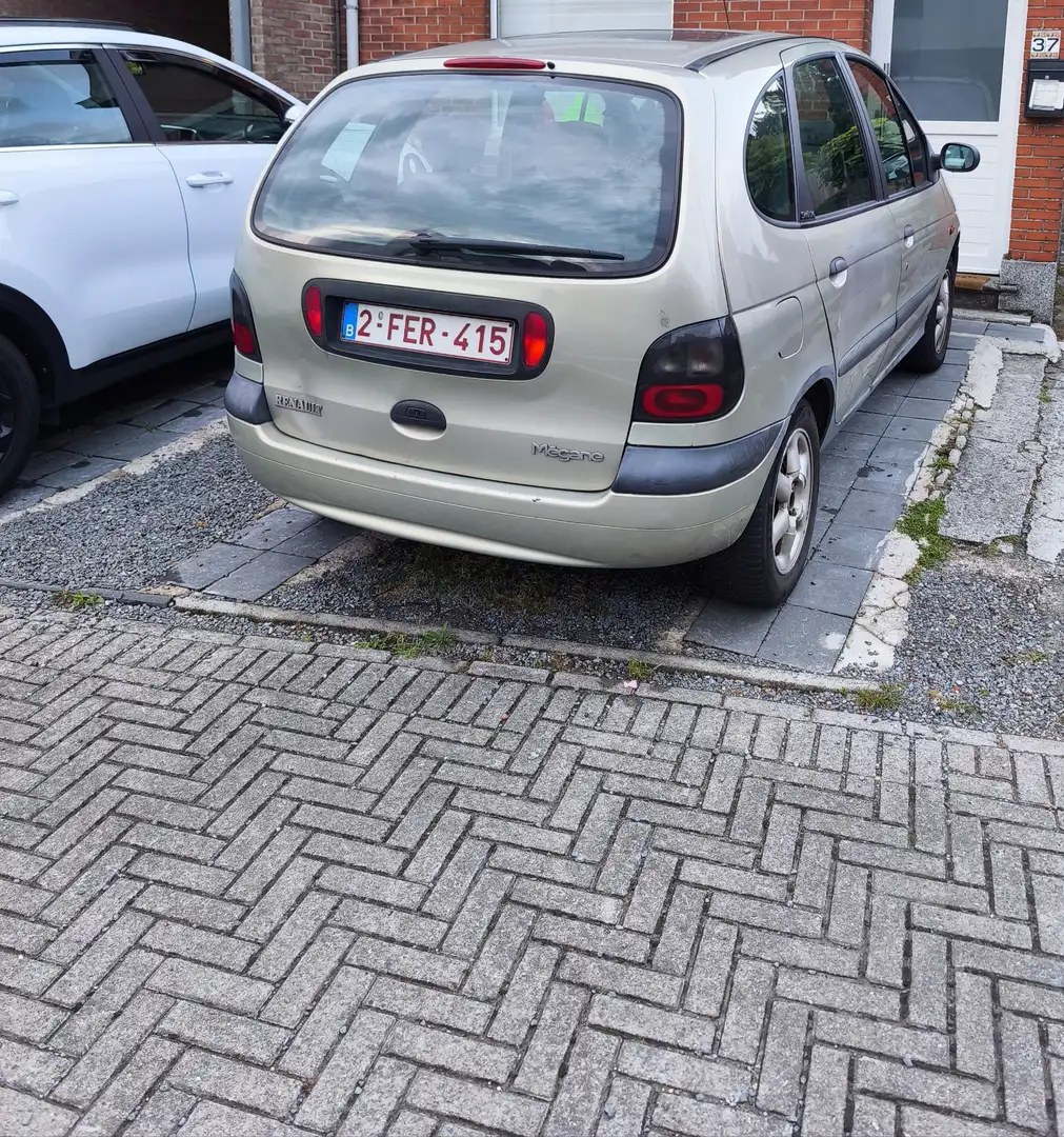 Renault Megane 1.6e RT - 2