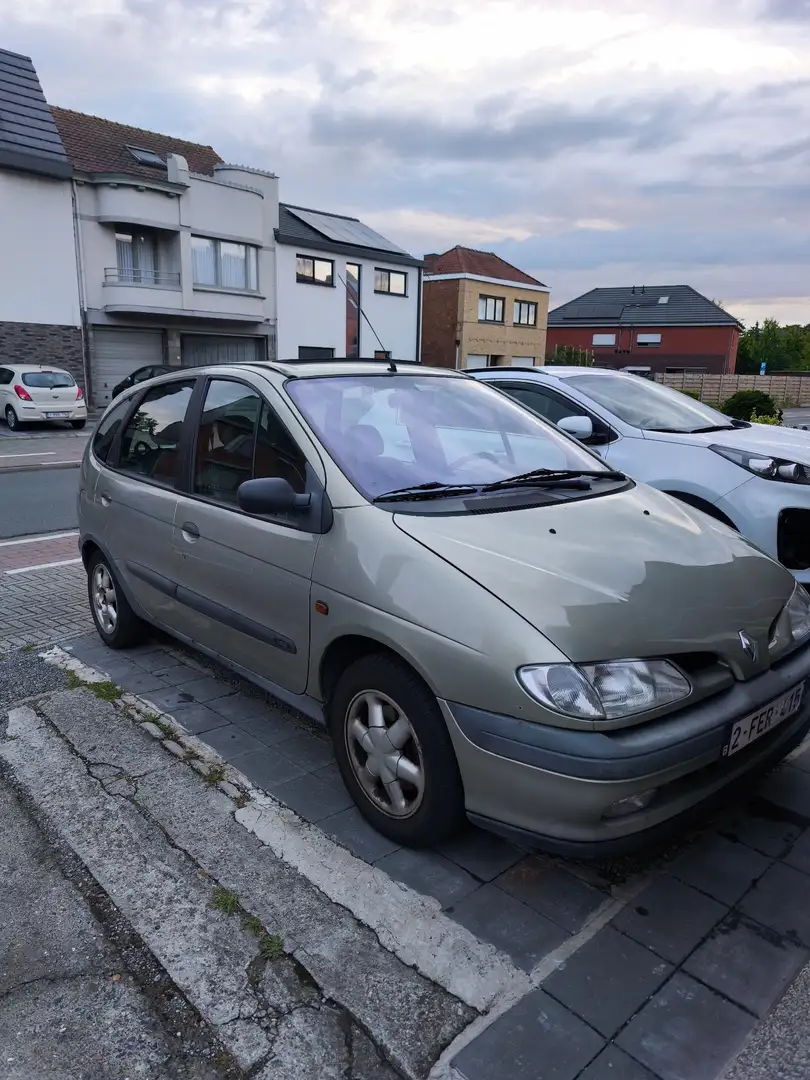 Renault Megane 1.6e RT - 1