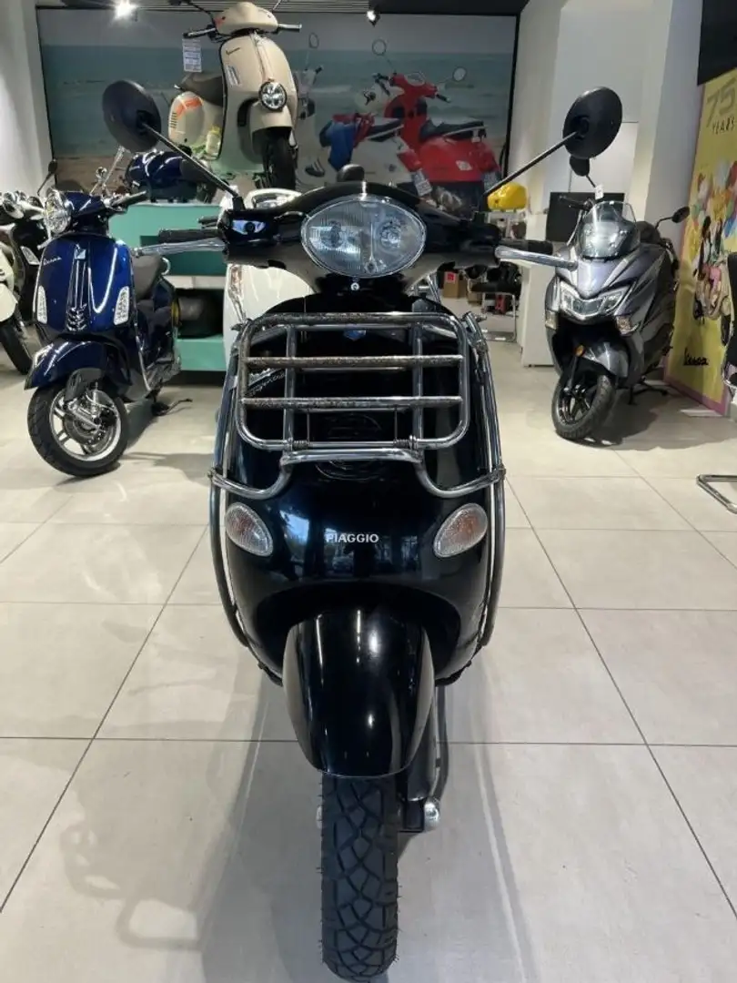 Vespa ET4 125 Zwart - 1