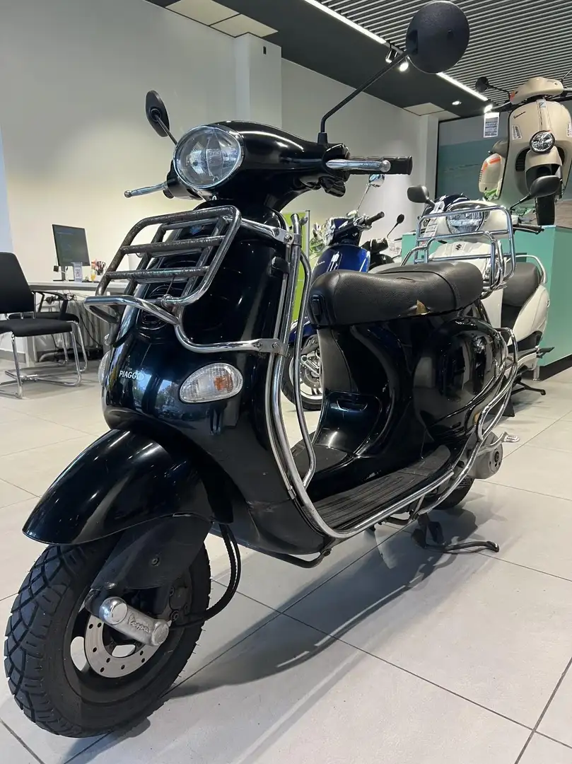 Vespa ET4 125 Zwart - 2