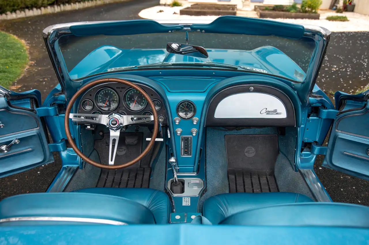 Chevrolet Corvette C2 Cabriolet Stingray, foto 3