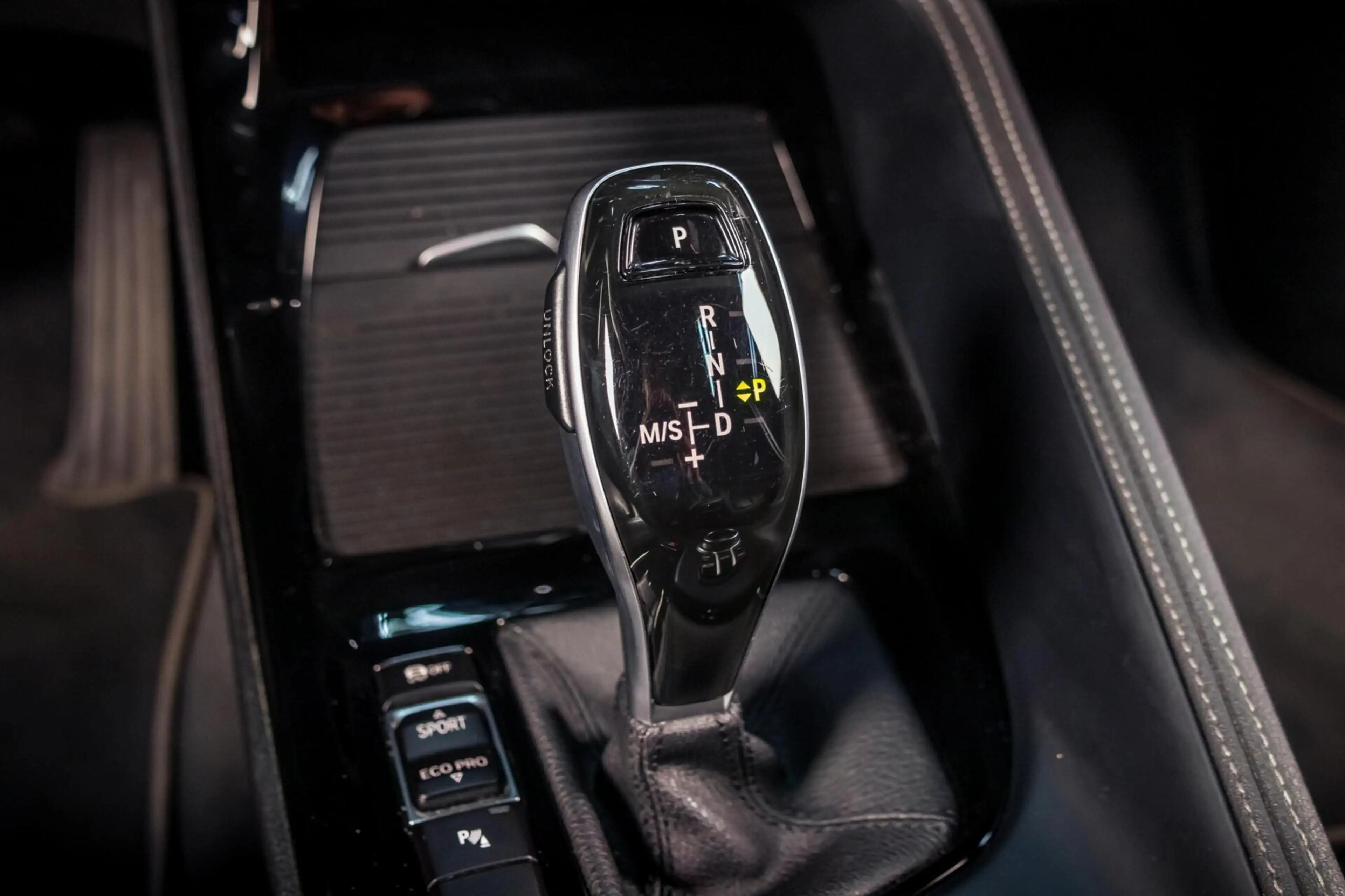 BMW X1 sDrive20i Xline|Pano|Trekhaak|HUD|Facelift|Camera| — photo 24