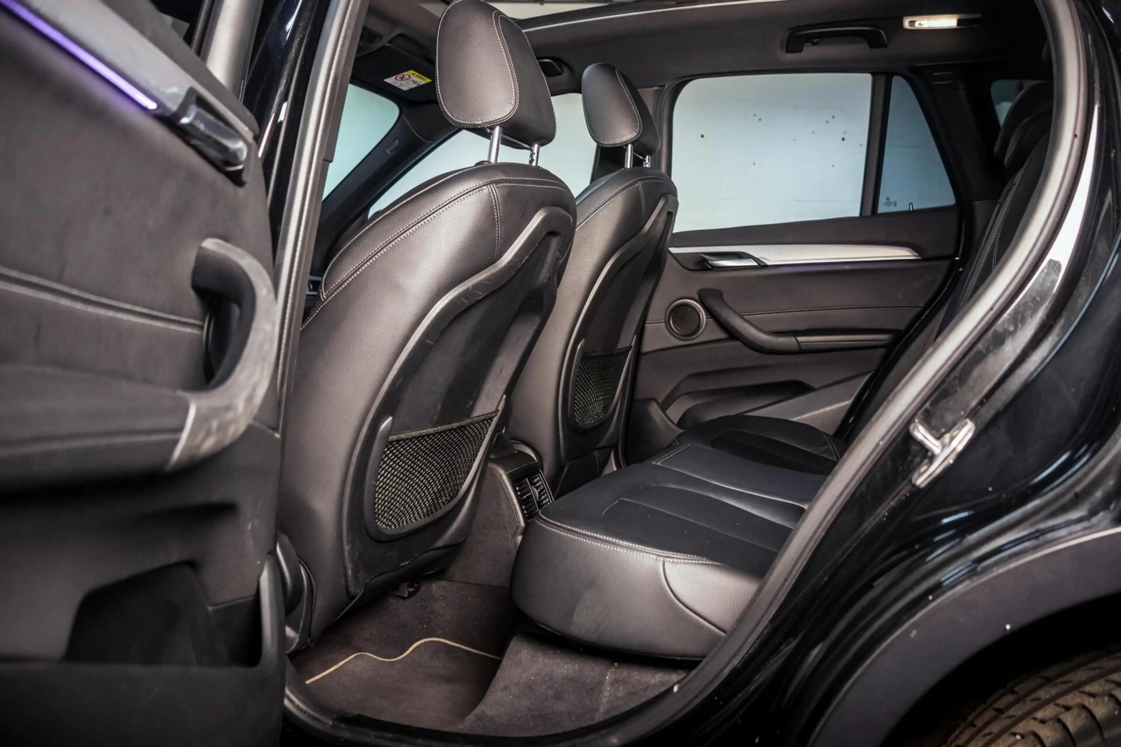 BMW X1 sDrive20i Xline|Pano|Trekhaak|HUD|Facelift|Camera| — photo 44