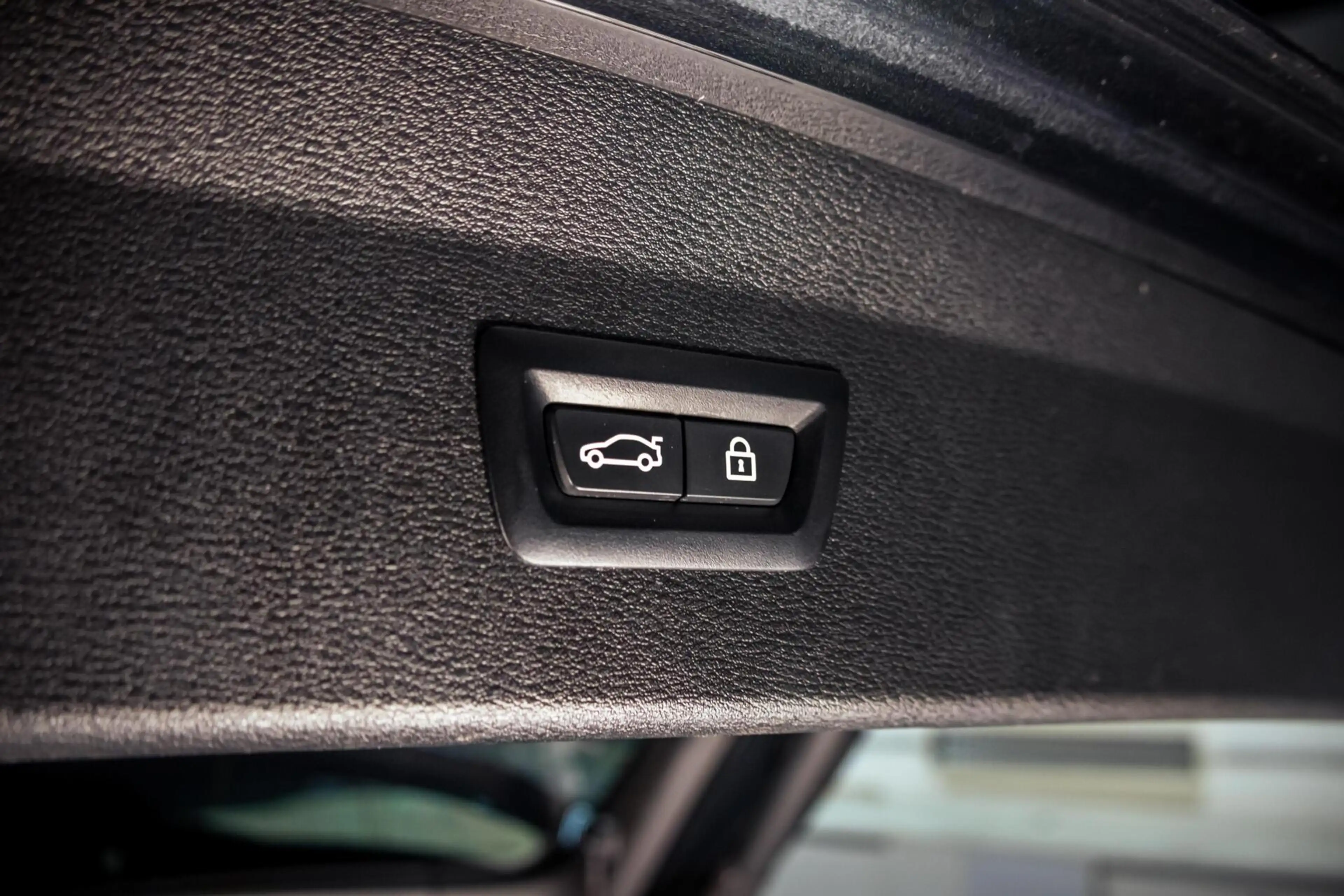 BMW X1 sDrive20i Xline|Pano|Trekhaak|HUD|Facelift|Camera| — photo 47