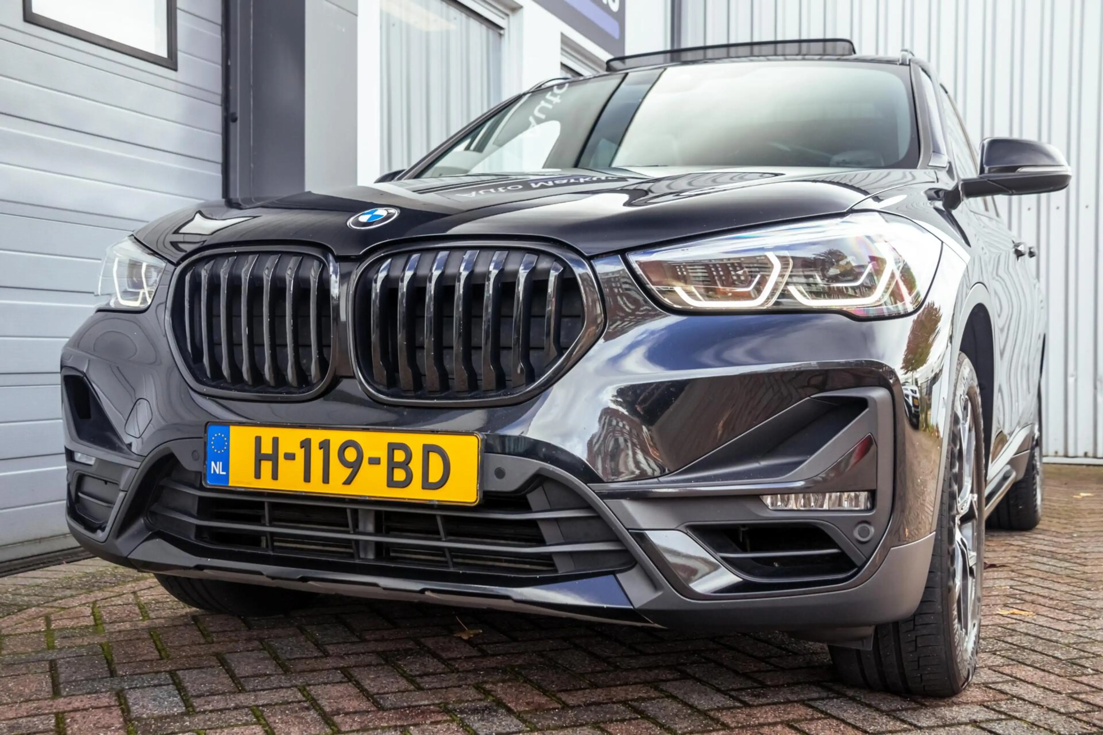 BMW X1 sDrive20i Xline|Pano|Trekhaak|HUD|Facelift|Camera| — photo 31