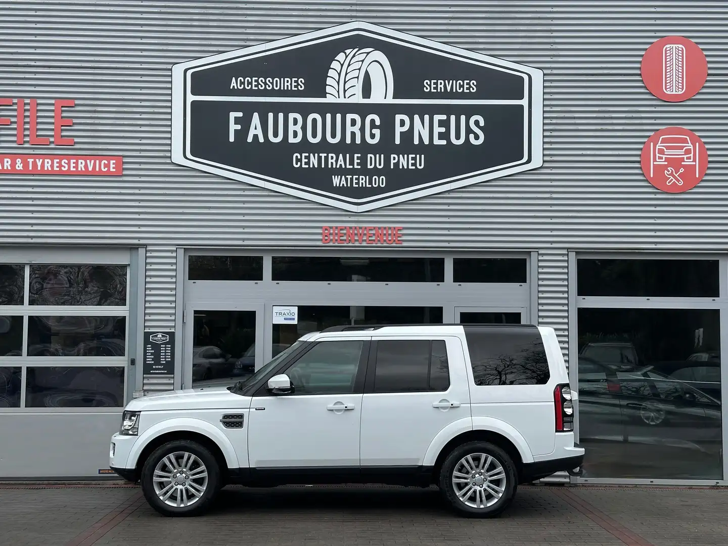 Land Rover Discovery *3.0-SDV6*HSE*EURO-6b*FULL-OP.*7-PLACES*MERIDIAN* White - 2