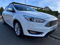 Ford Focus Lim. Titanium NAVI/TEMPOMAT/ Blanco - thumbnail 1