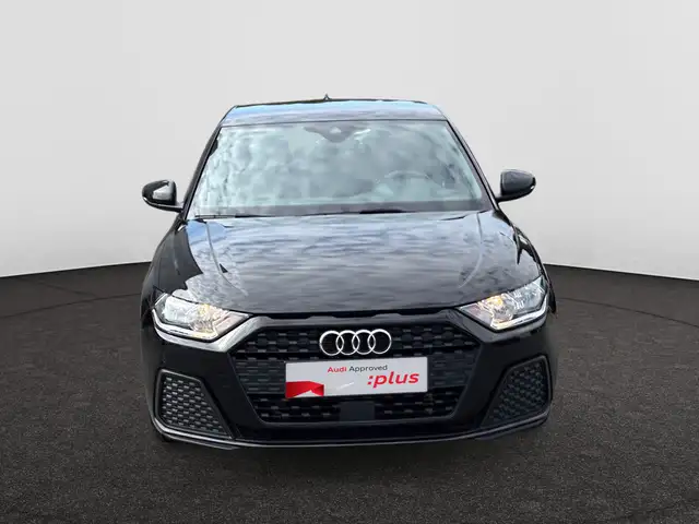 Audi A1 view 3