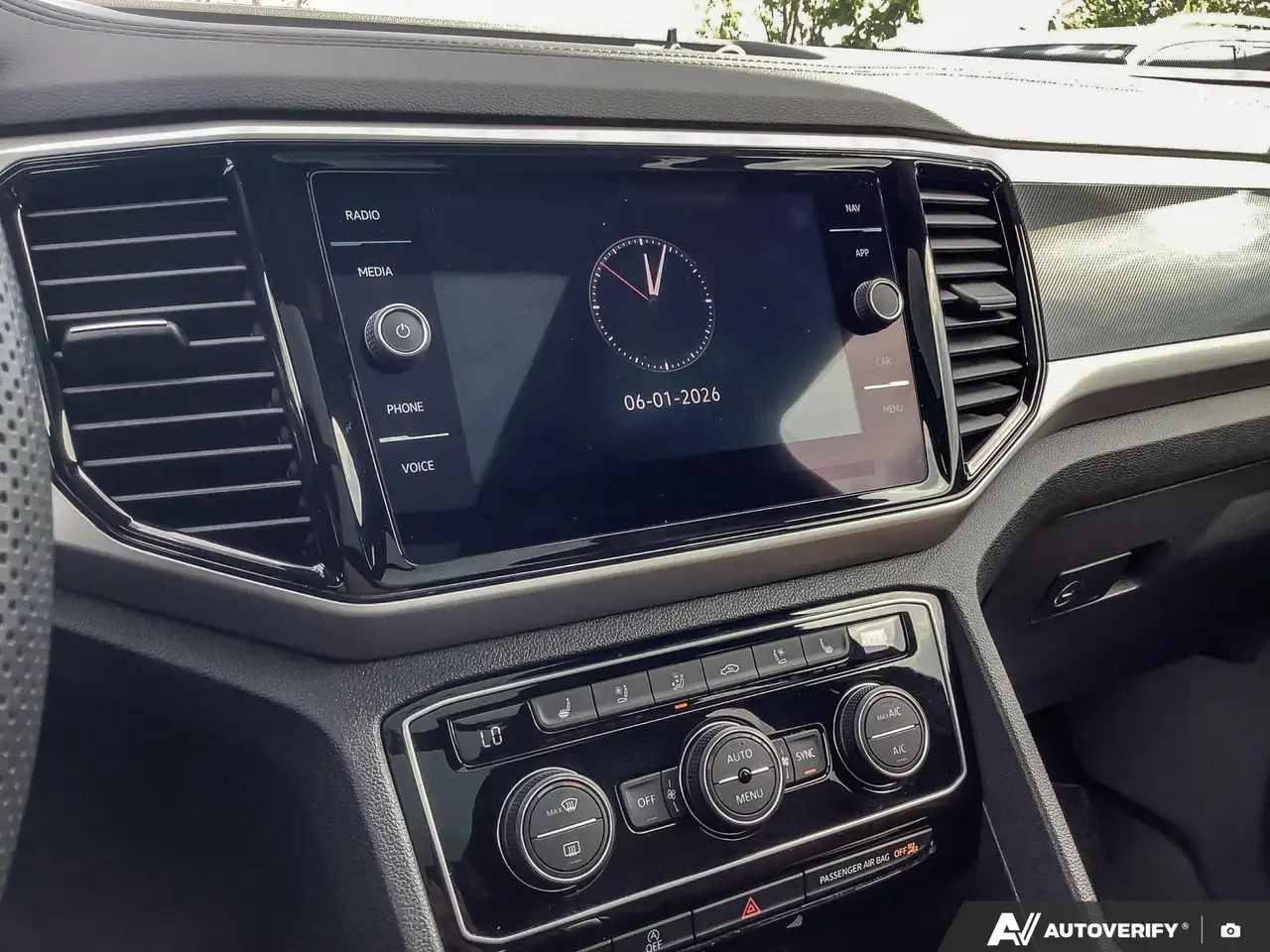 Volkswagen Atlas снимка Volkswagen Atlas
