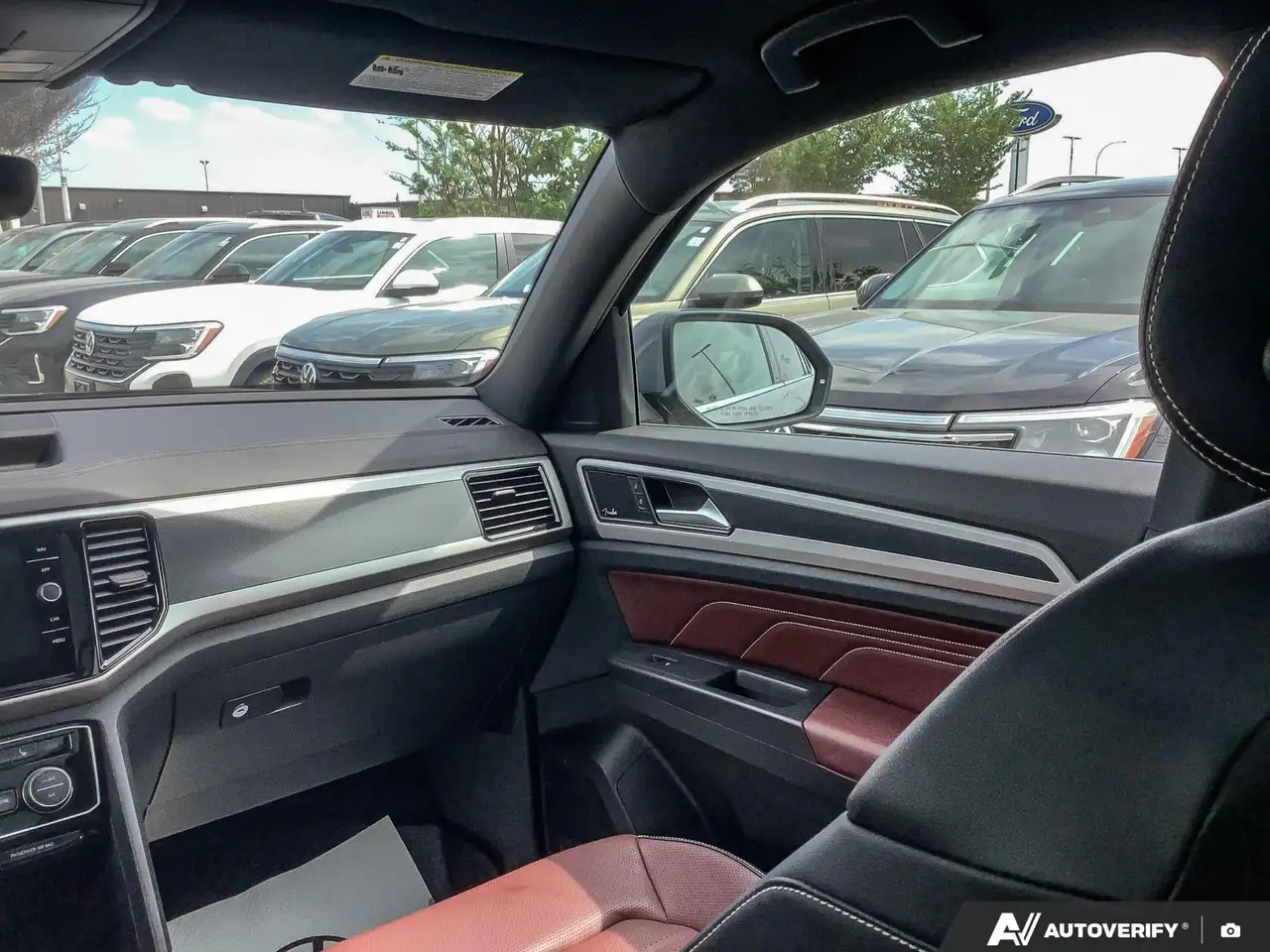 Volkswagen Atlas снимка Volkswagen Atlas