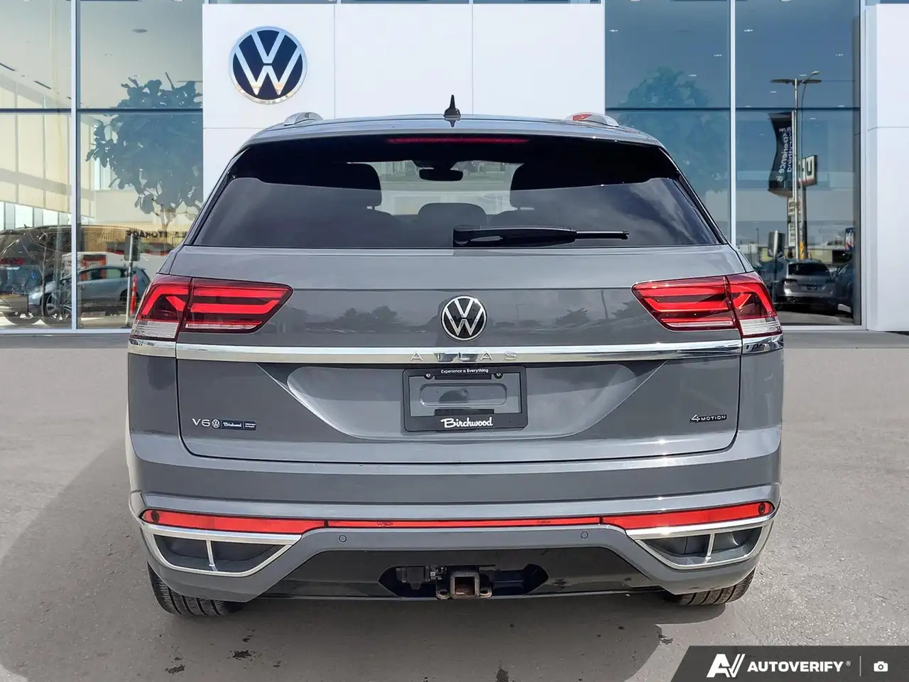 Volkswagen Atlas снимка Volkswagen Atlas
