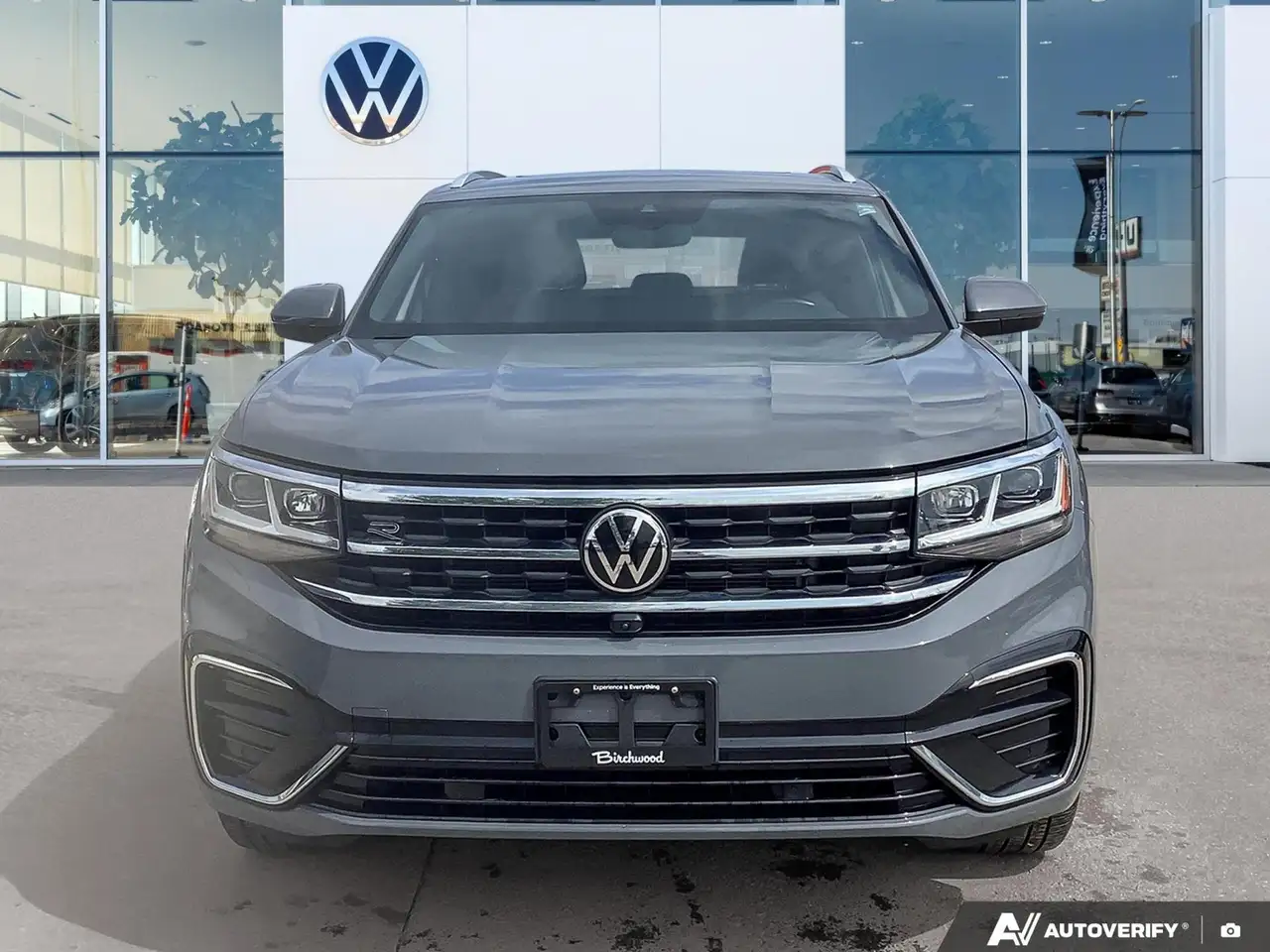 Volkswagen Atlas снимка Volkswagen Atlas