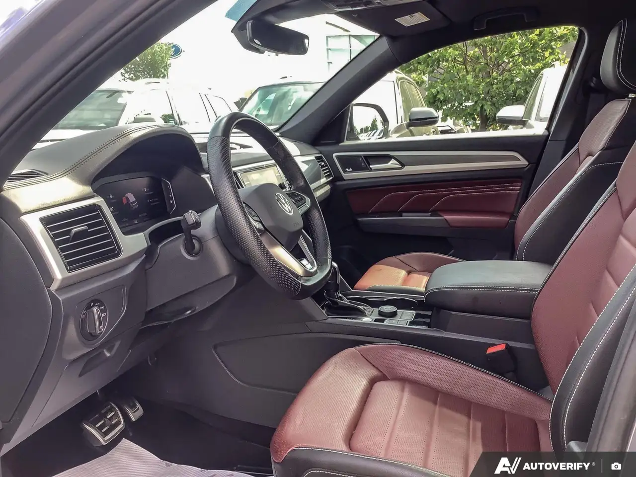Volkswagen Atlas снимка Volkswagen Atlas