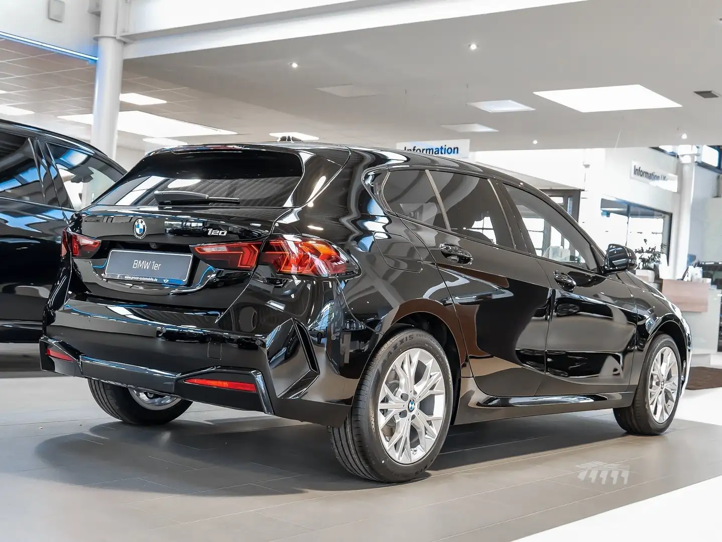 BMW 120 NAVI+AHK+LED+LHZ+ALARM+SHZ+DA+PA Nero - 2
